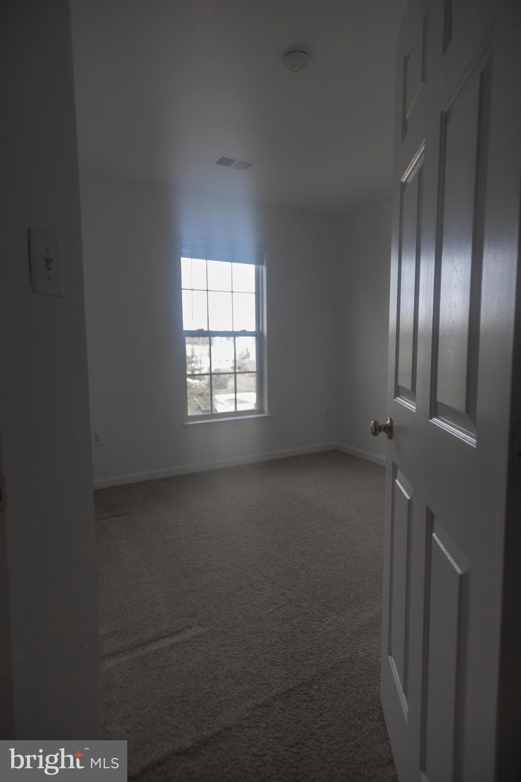 Real estate listing preview #32