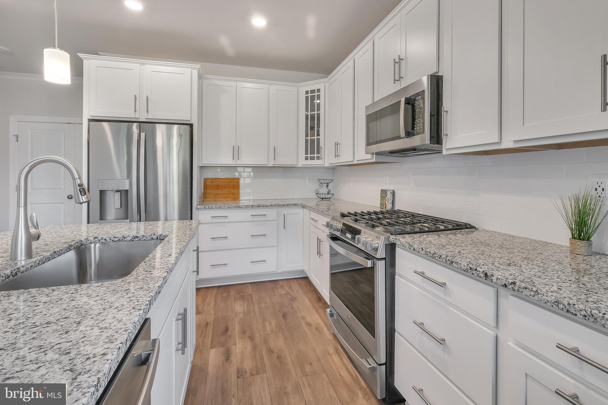 Real estate listing preview #5