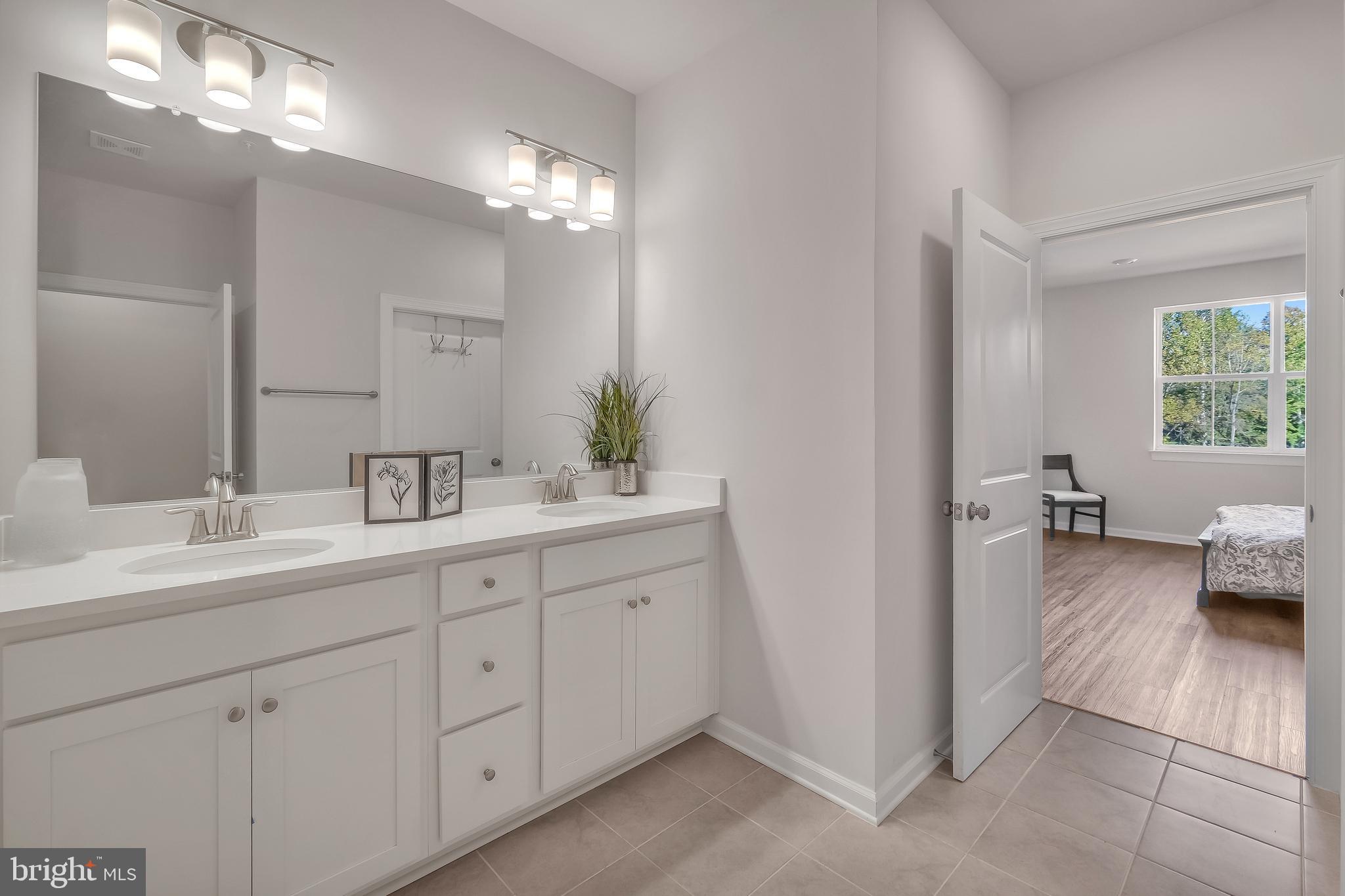 Real estate listing preview #13