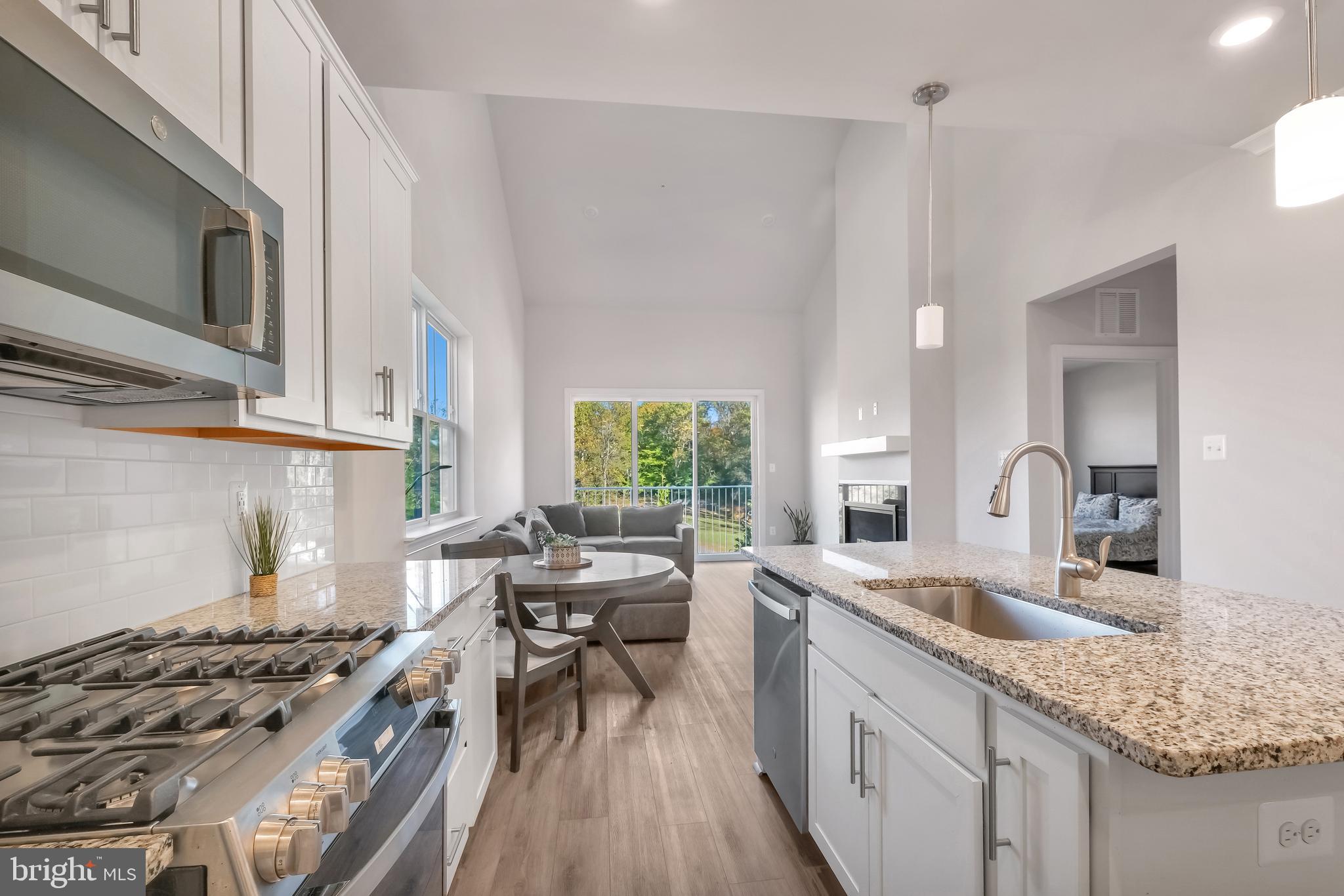 Real estate listing preview #7