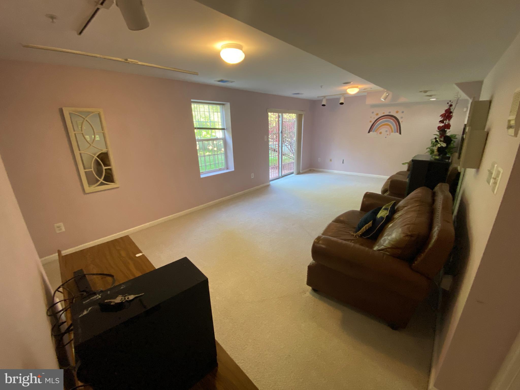 Real estate listing preview #16