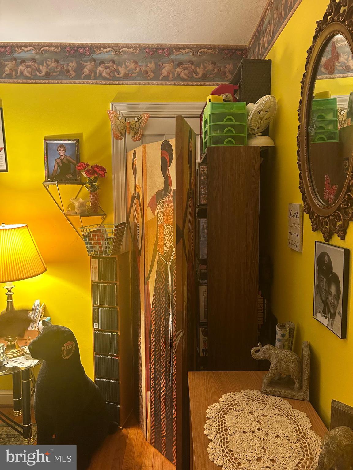 Real estate listing preview #18