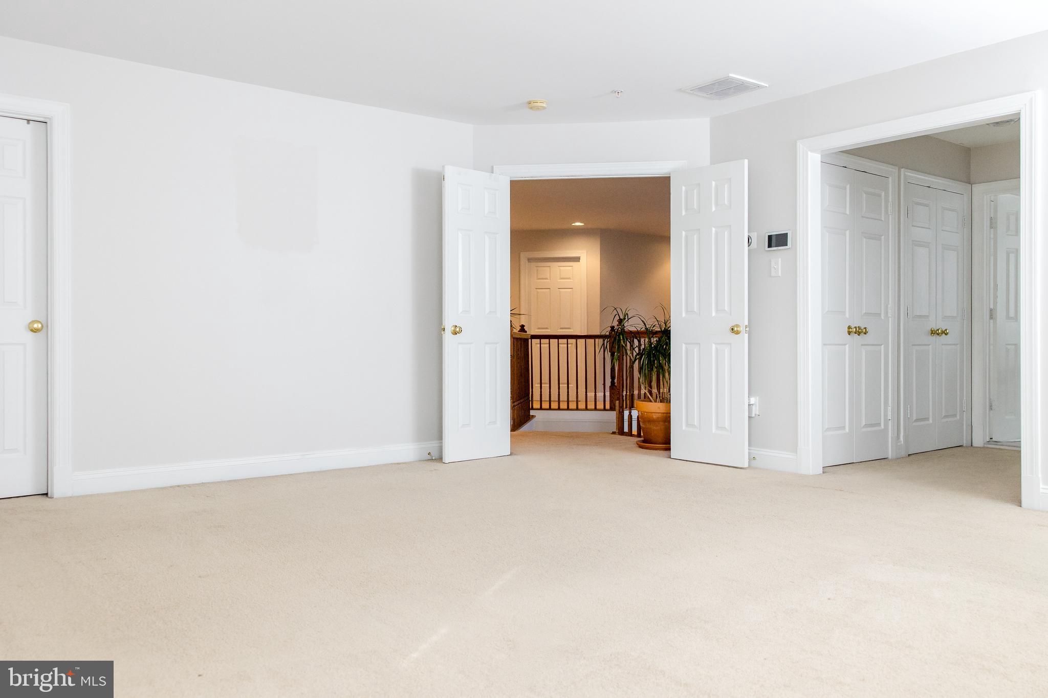 Real estate listing preview #16