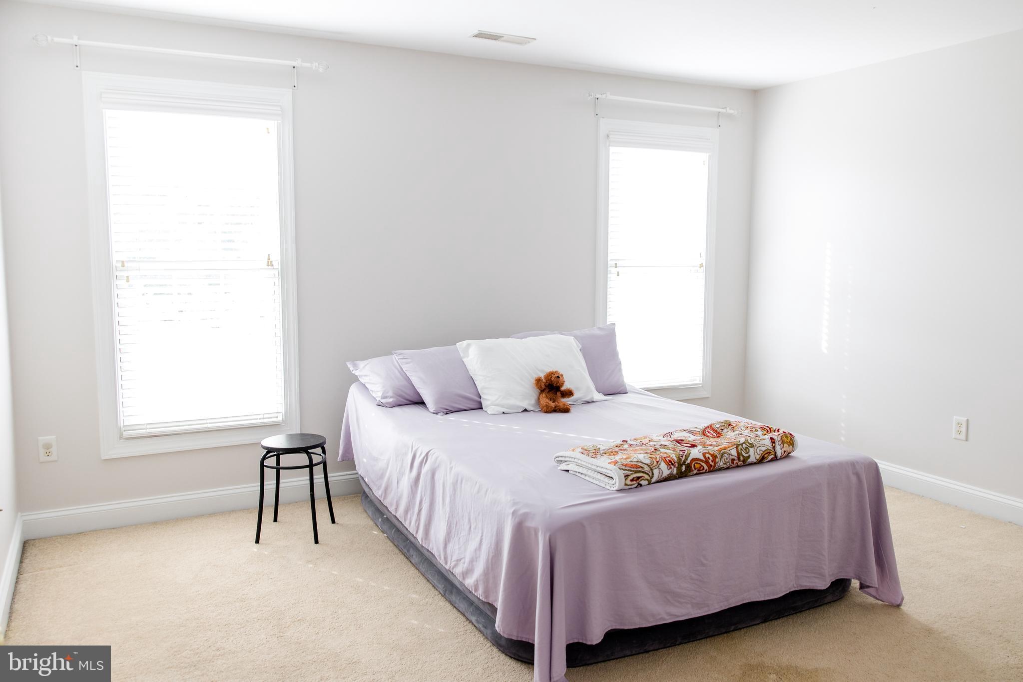 Real estate listing preview #22