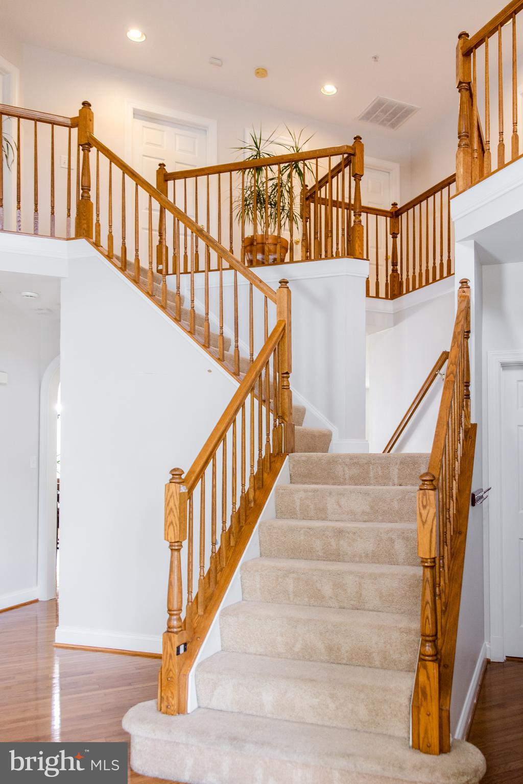 Real estate listing preview #13