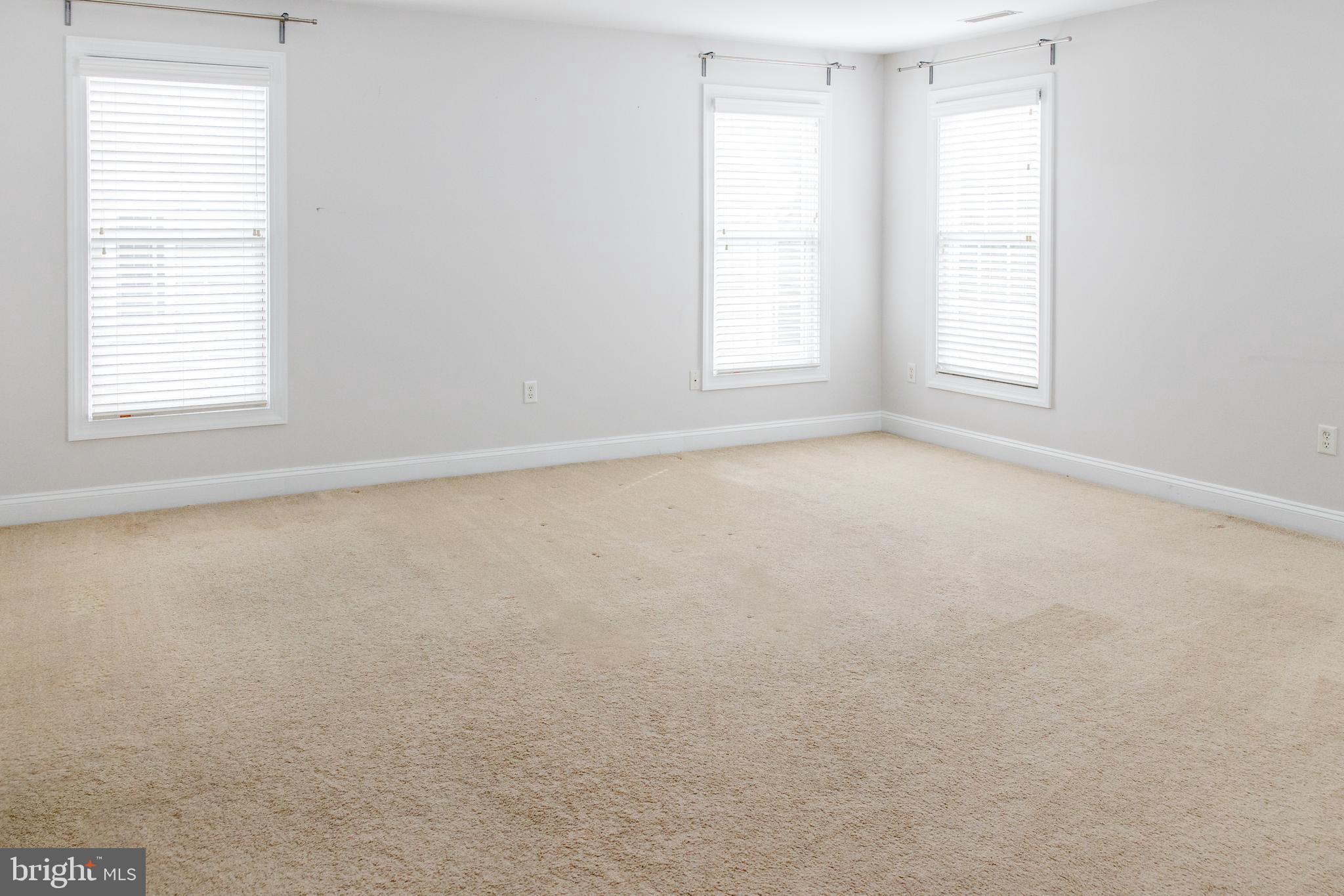 Real estate listing preview #17