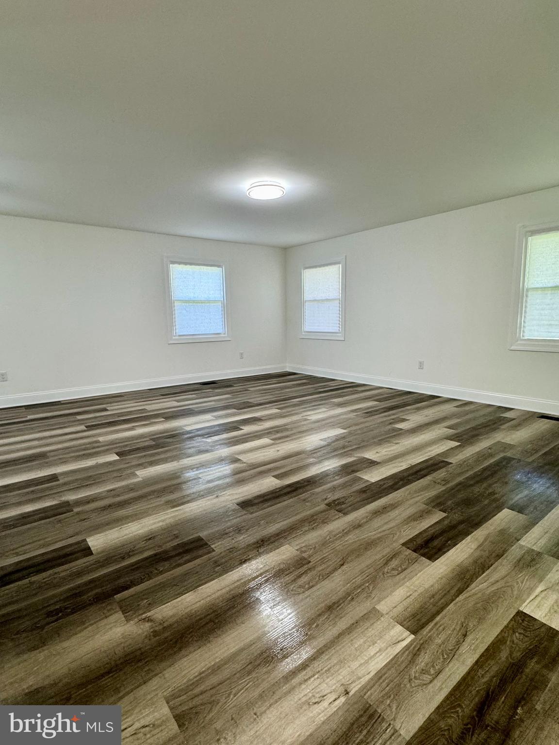 Real estate listing preview #5