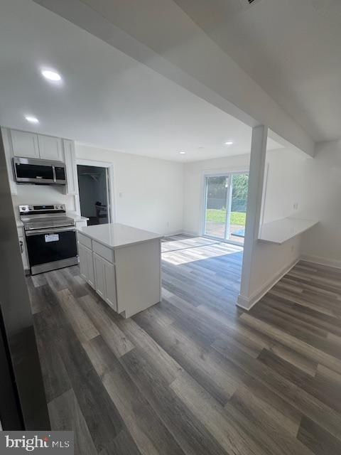 Real estate listing preview #14