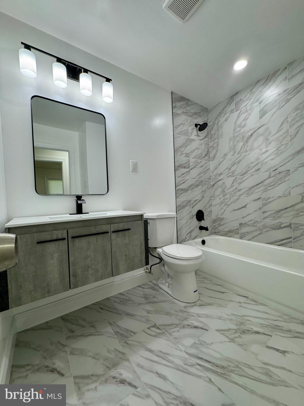 Real estate listing preview #28