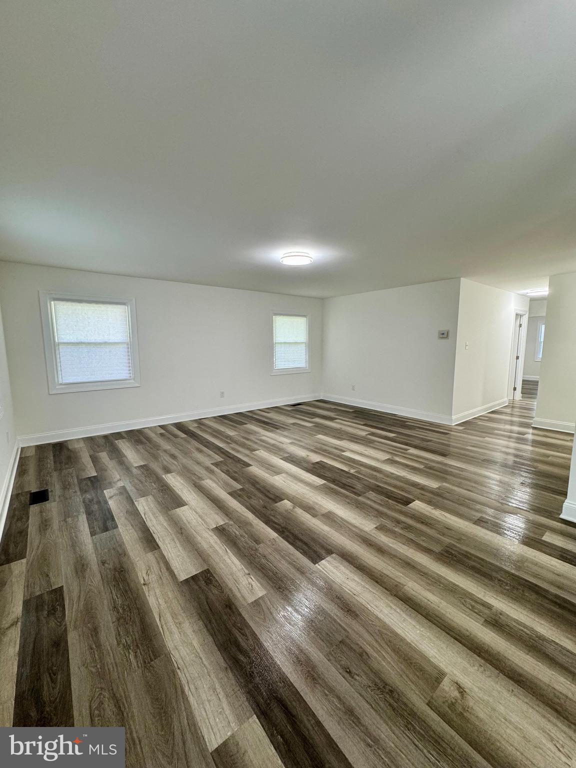 Real estate listing preview #4