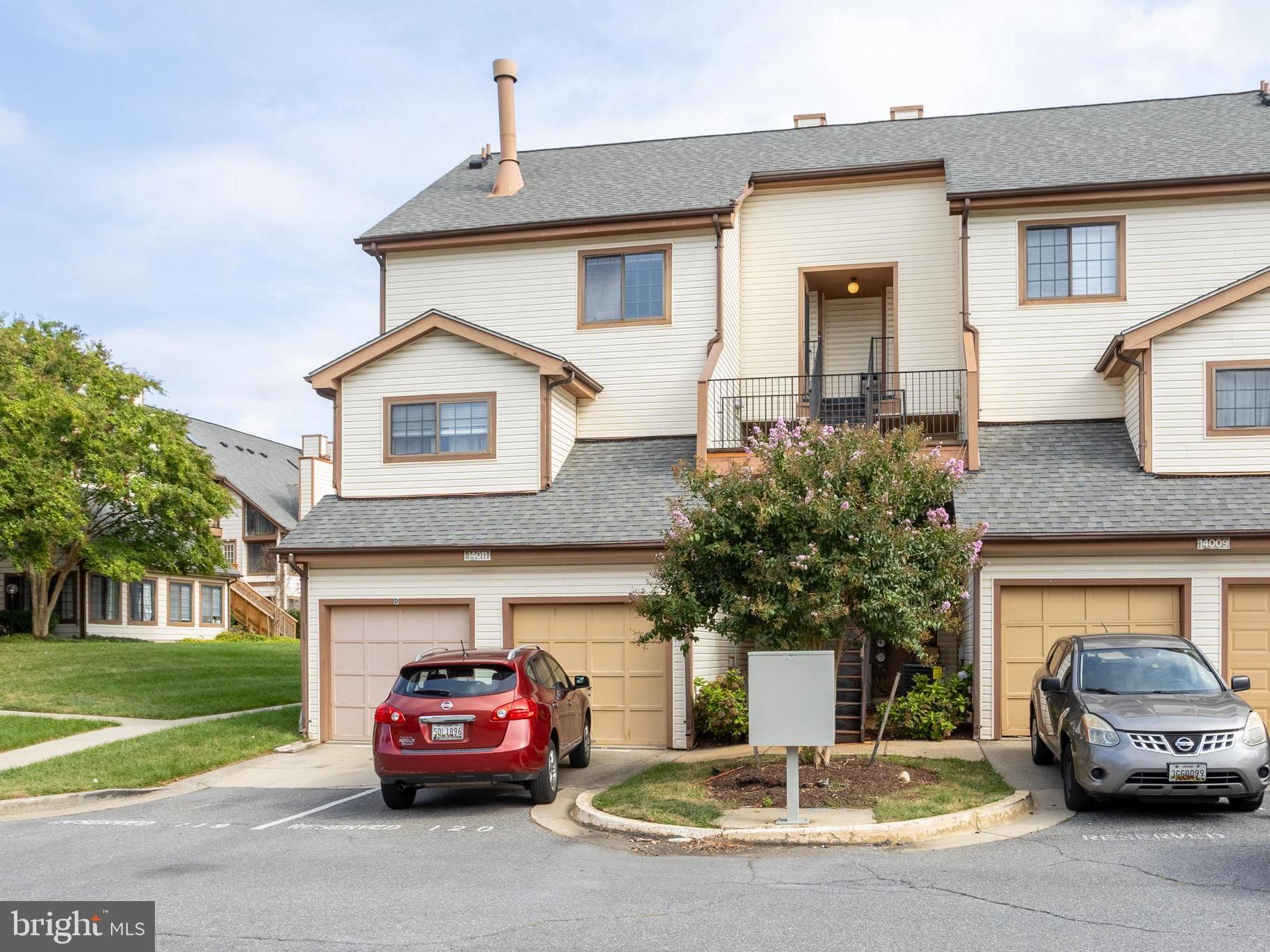 Real estate listing preview #12