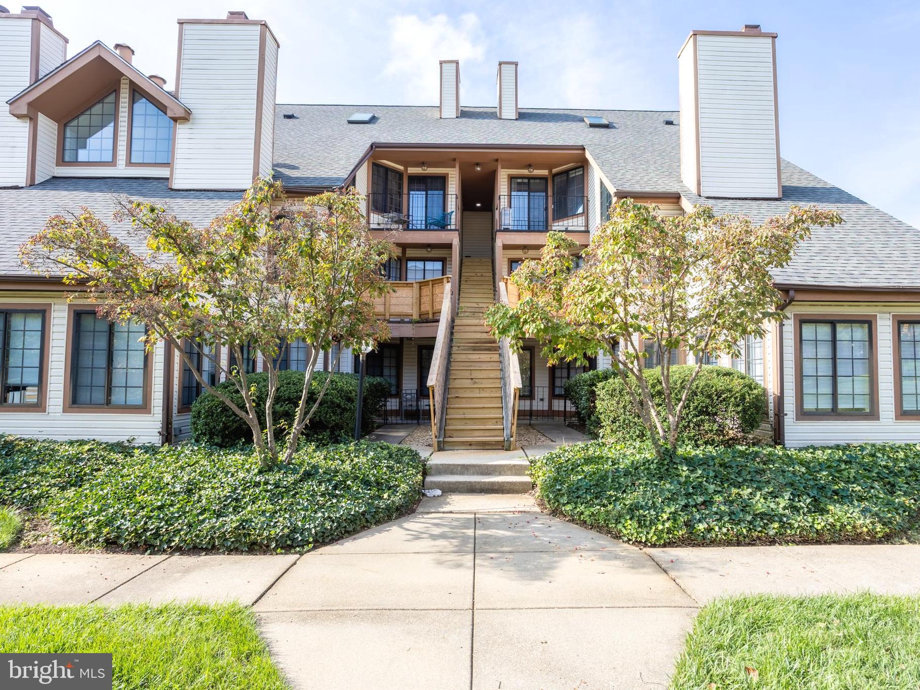 Real estate listing preview #1