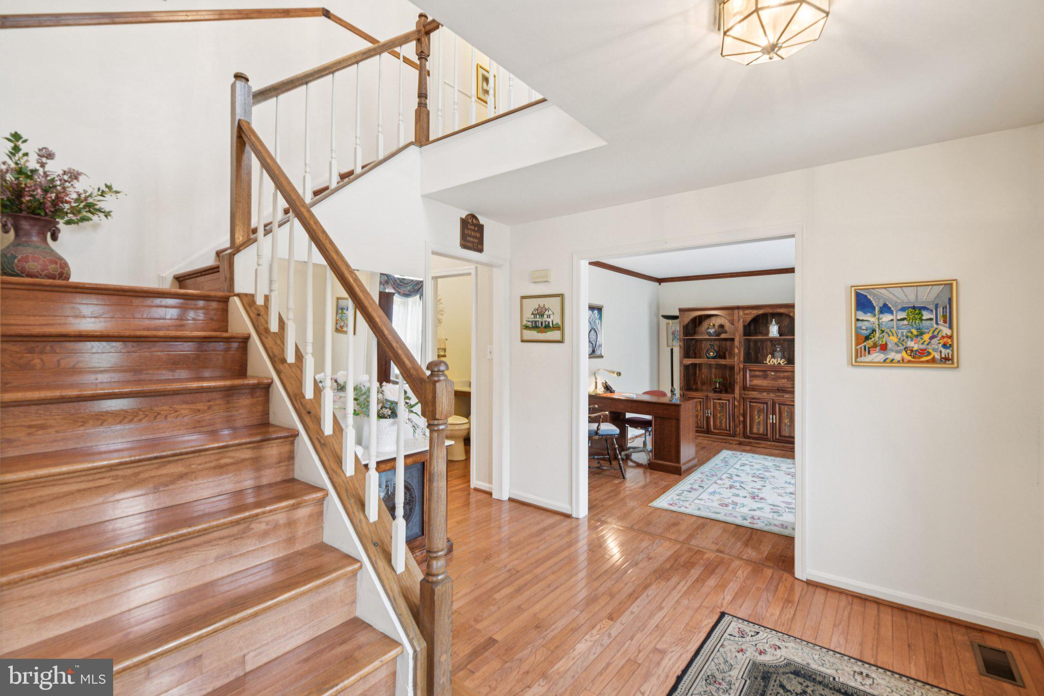 Real estate listing preview #4