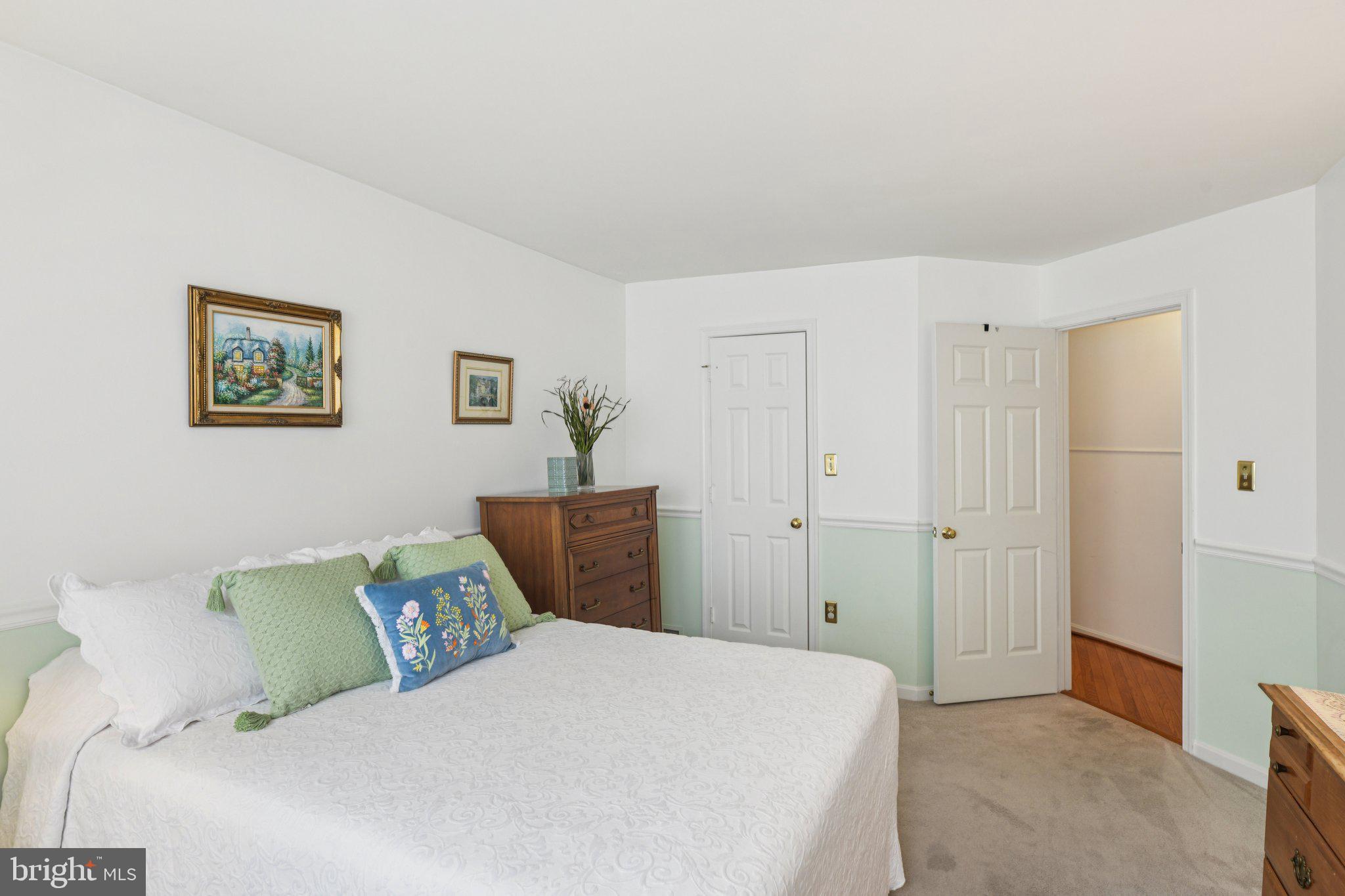 Real estate listing preview #19