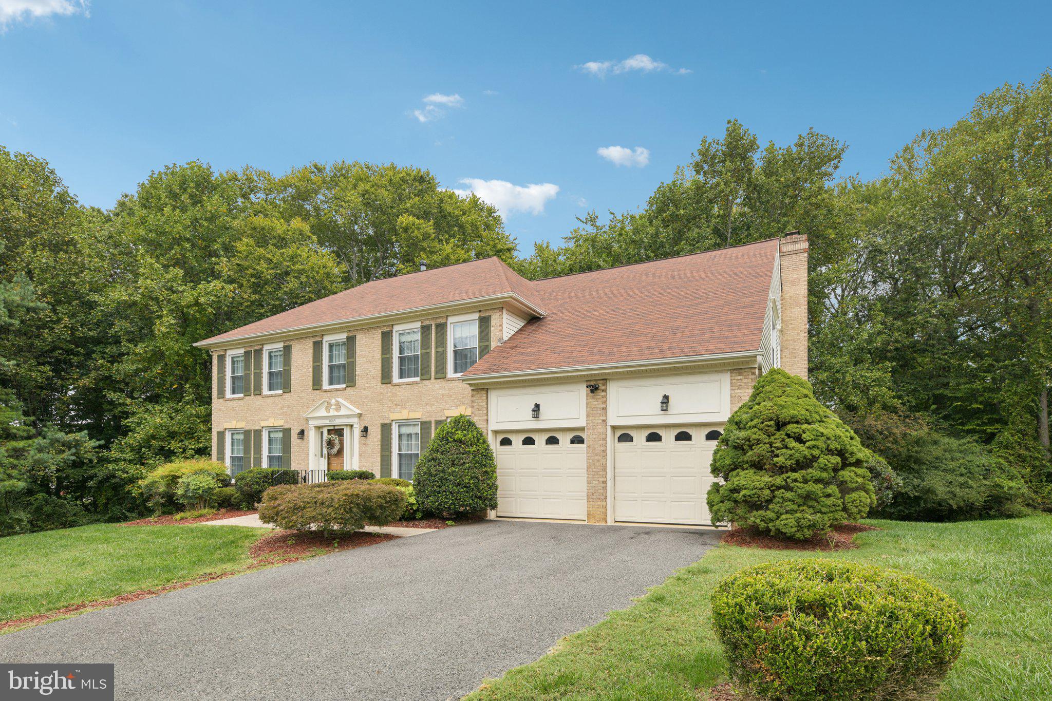 Real estate listing preview #3