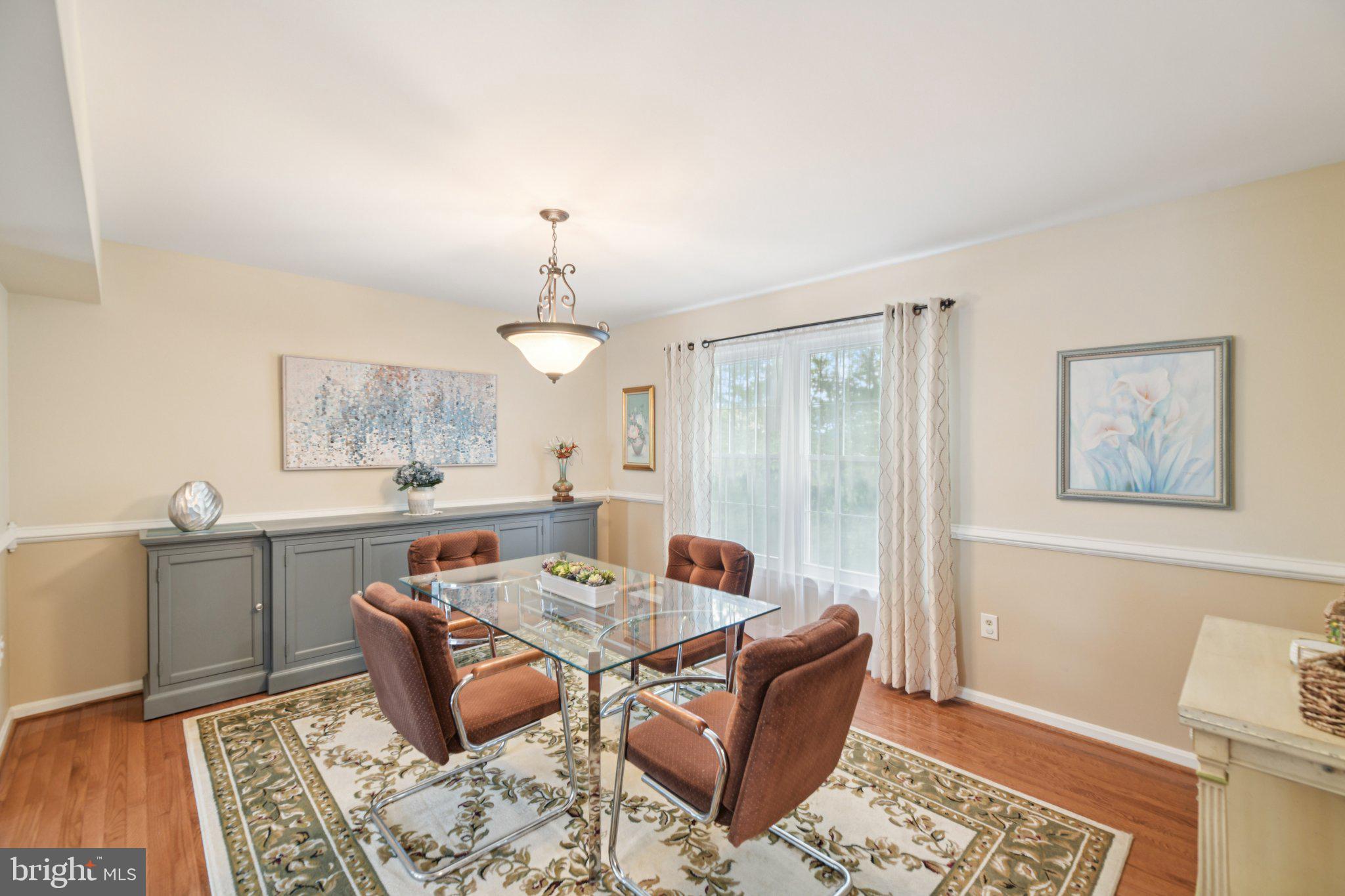 Real estate listing preview #10