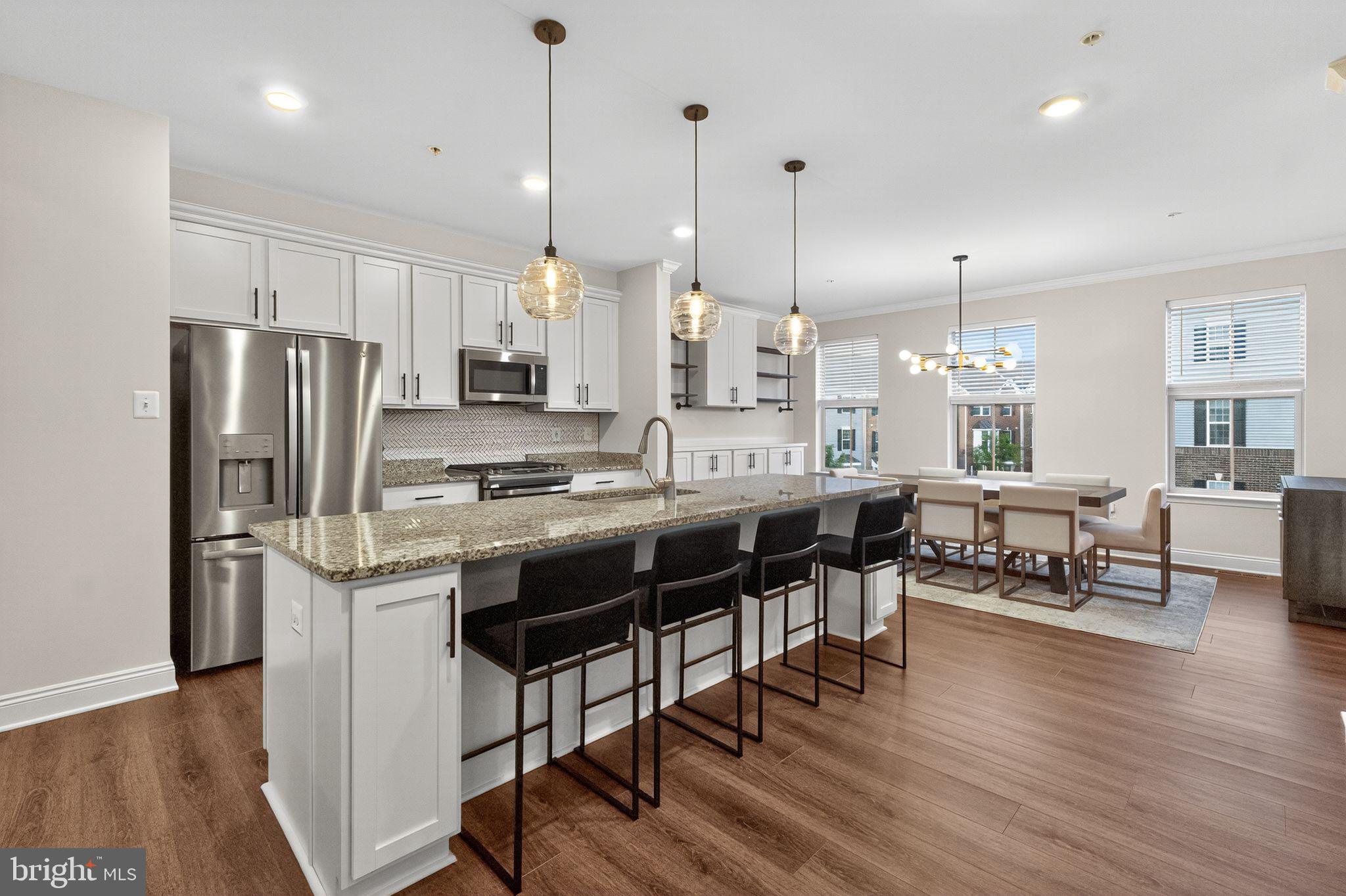 Real estate listing preview #15