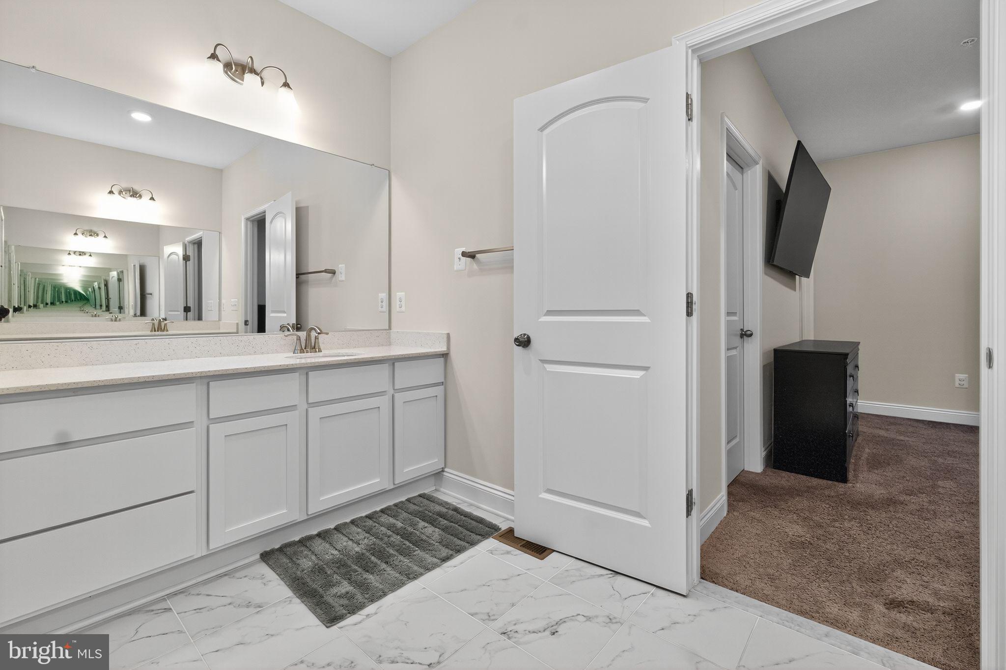 Real estate listing preview #26