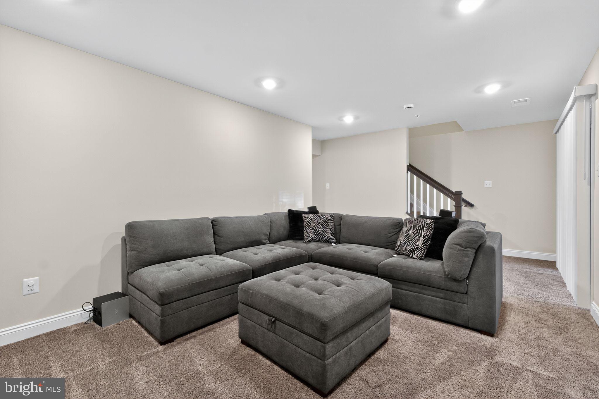 Real estate listing preview #44