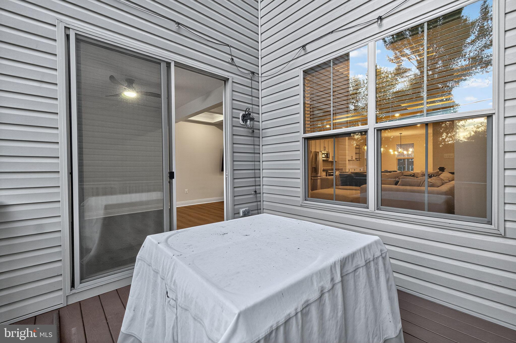 Real estate listing preview #11