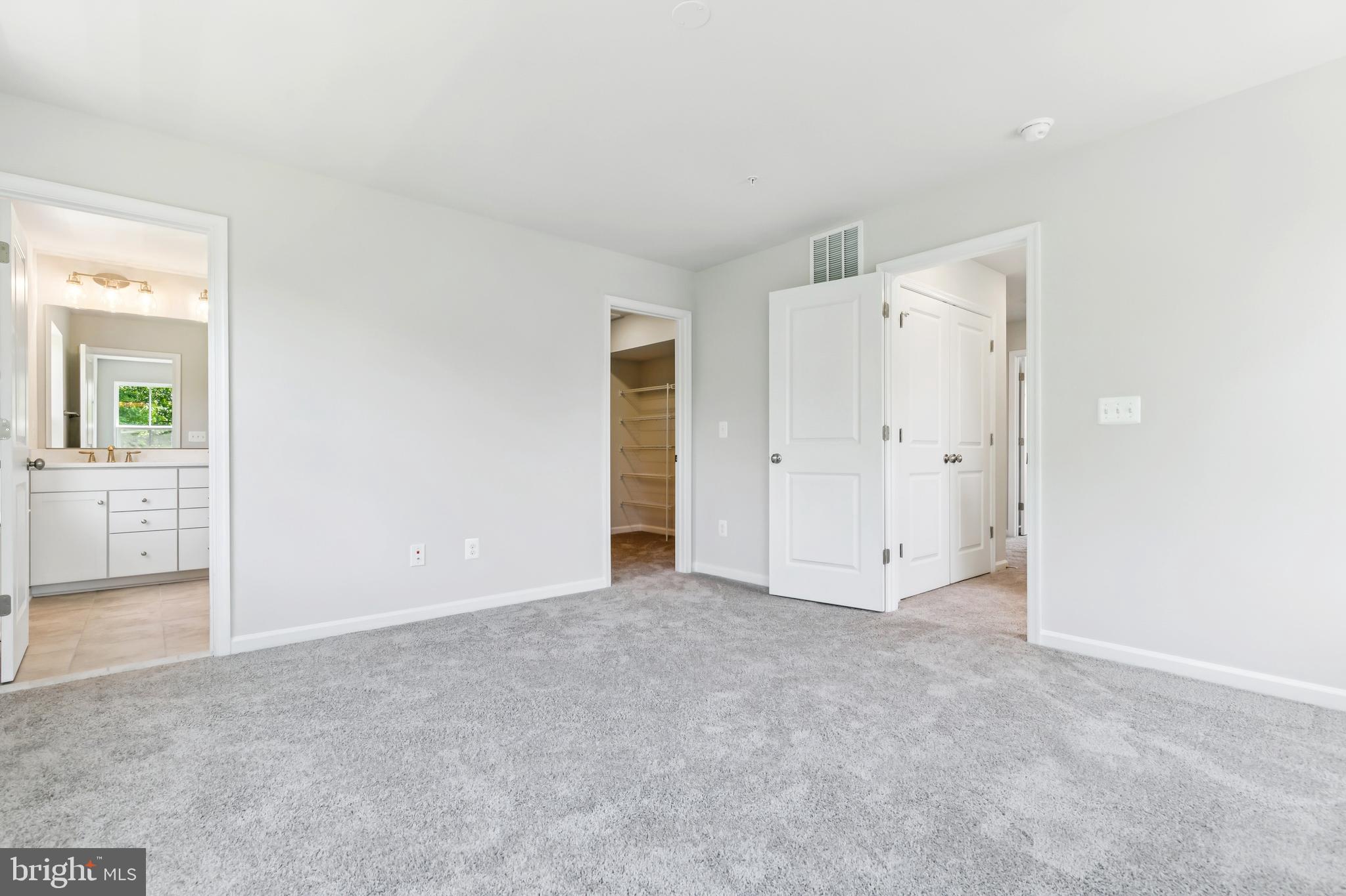 Real estate listing preview #35