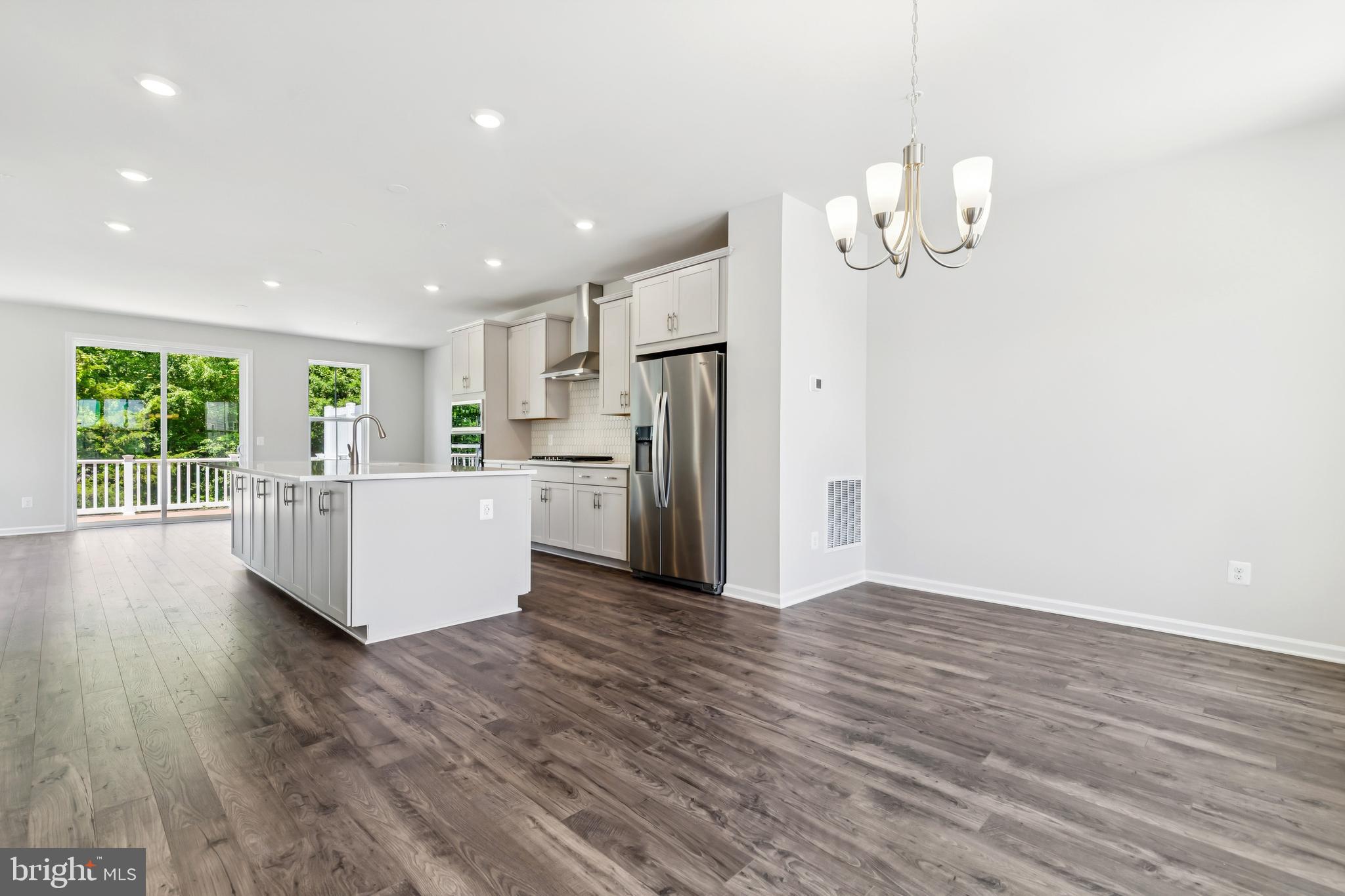 Real estate listing preview #26