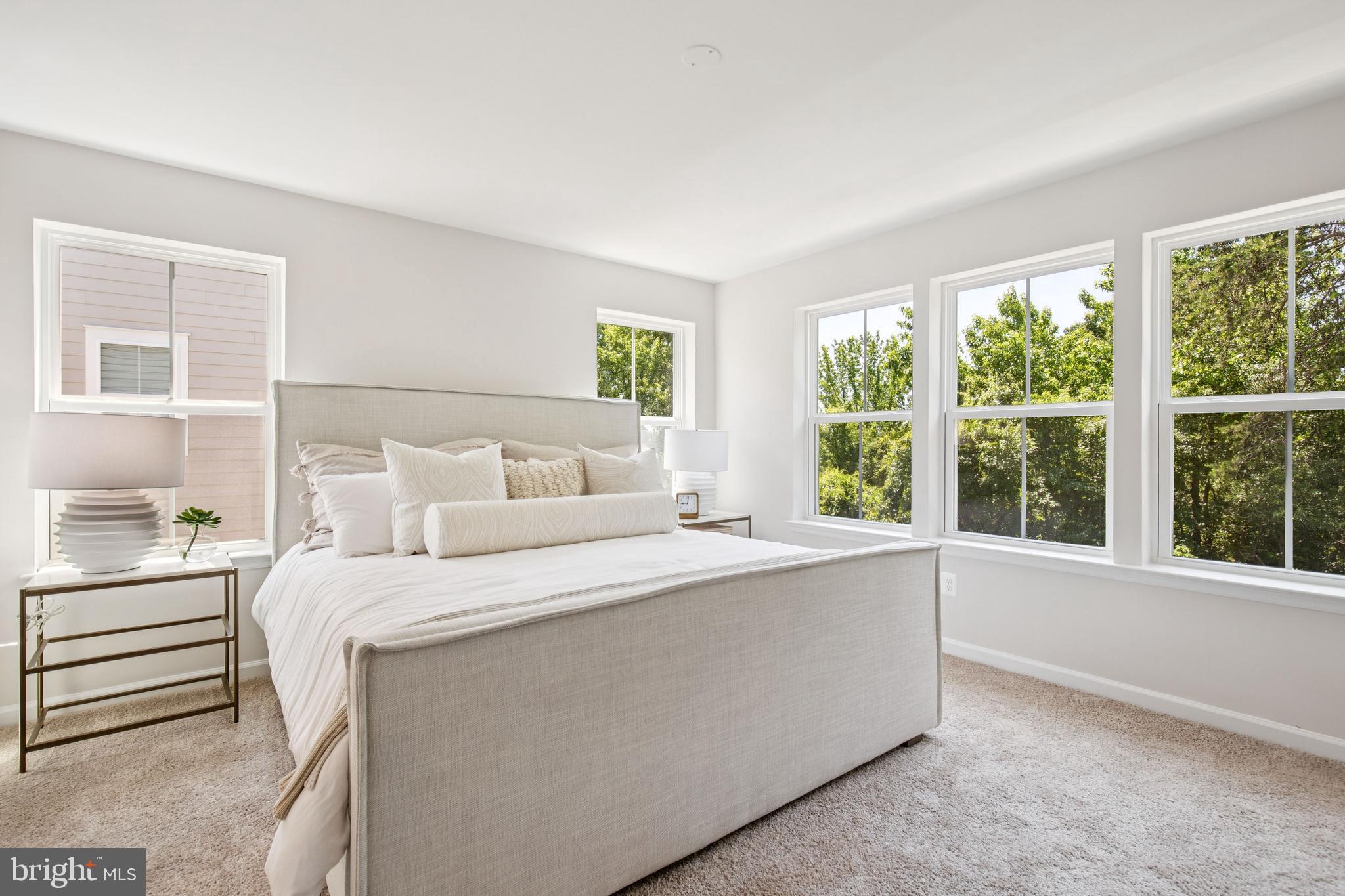 Real estate listing preview #15