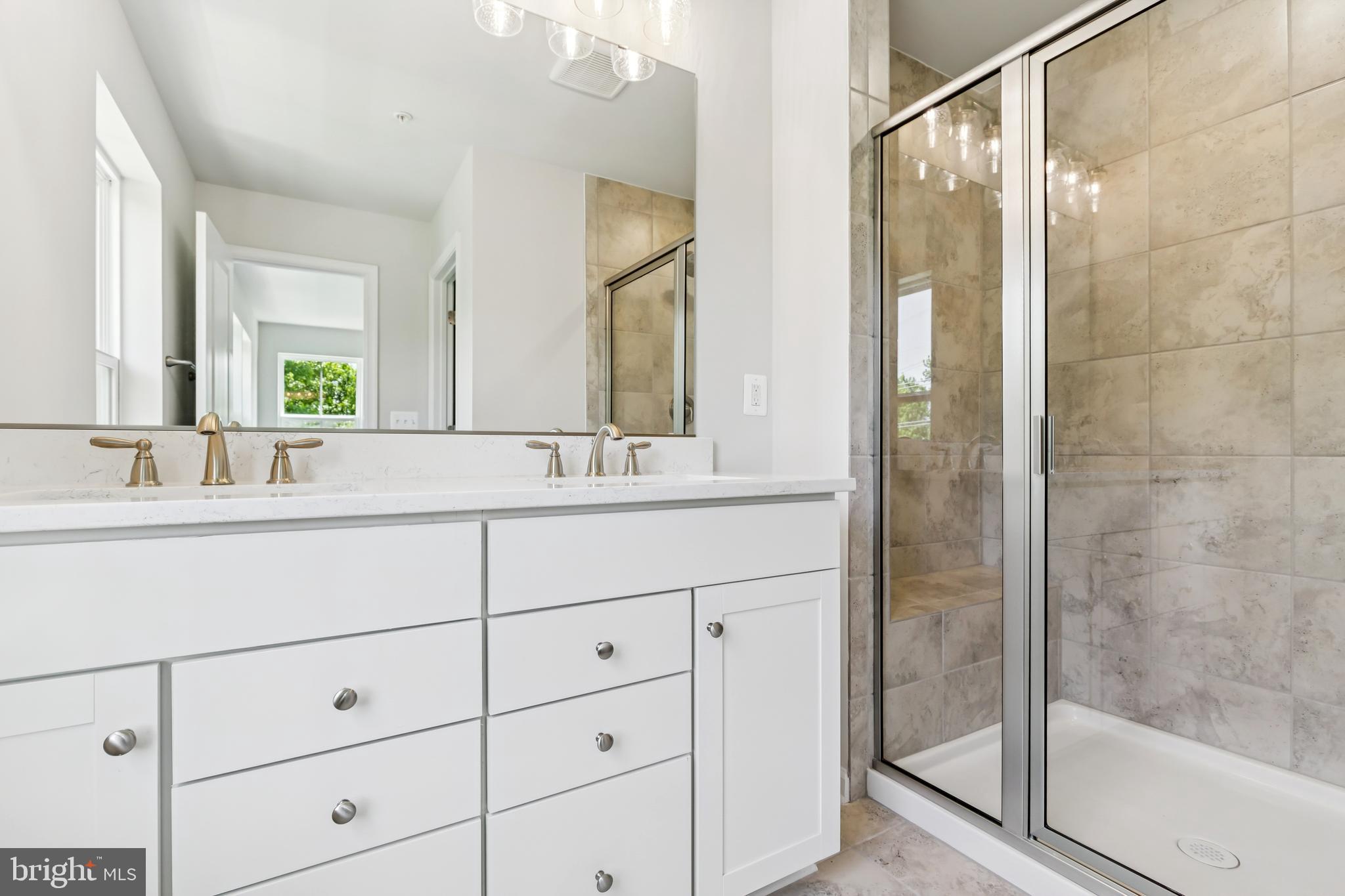 Real estate listing preview #36