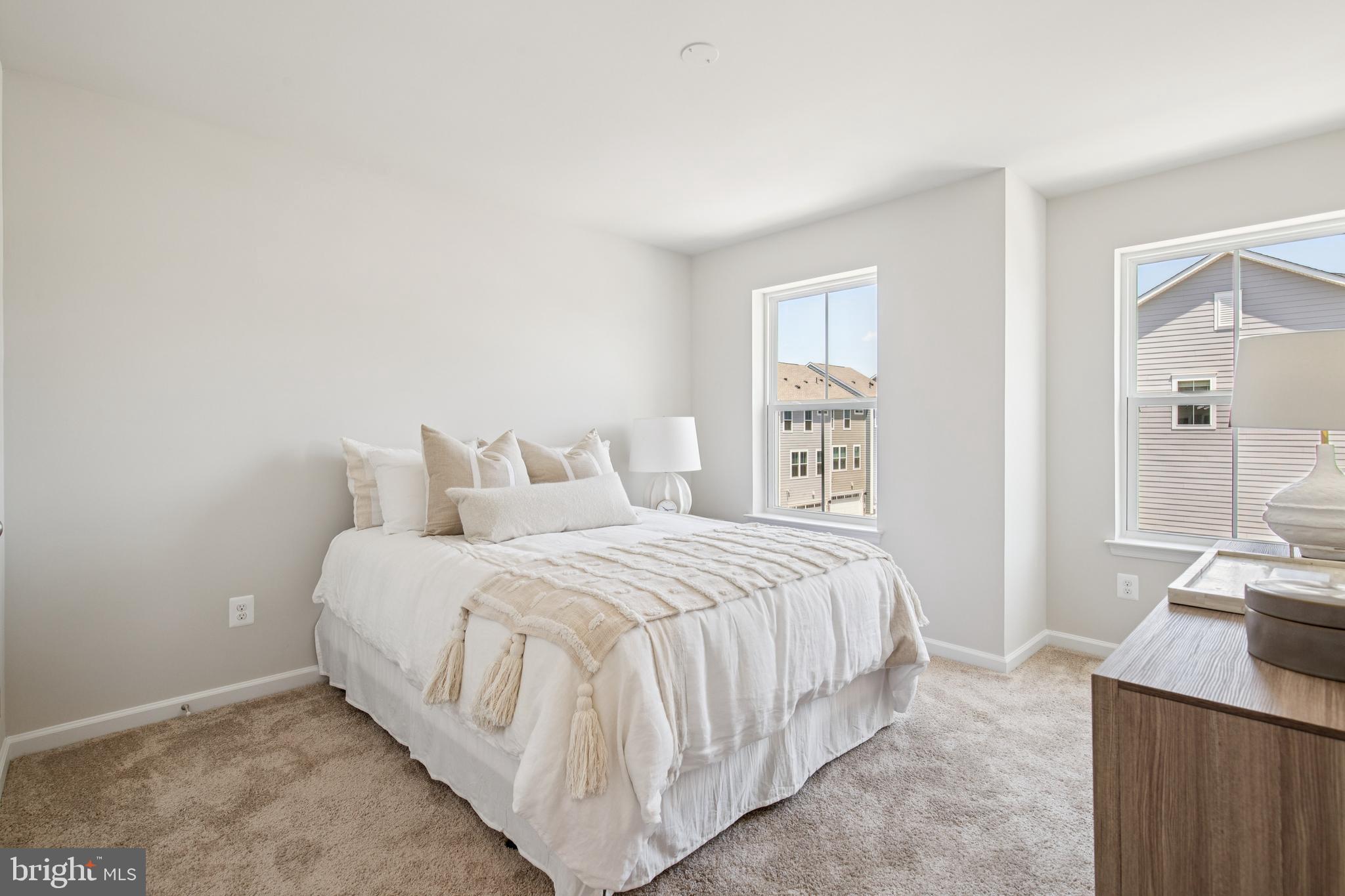 Real estate listing preview #17