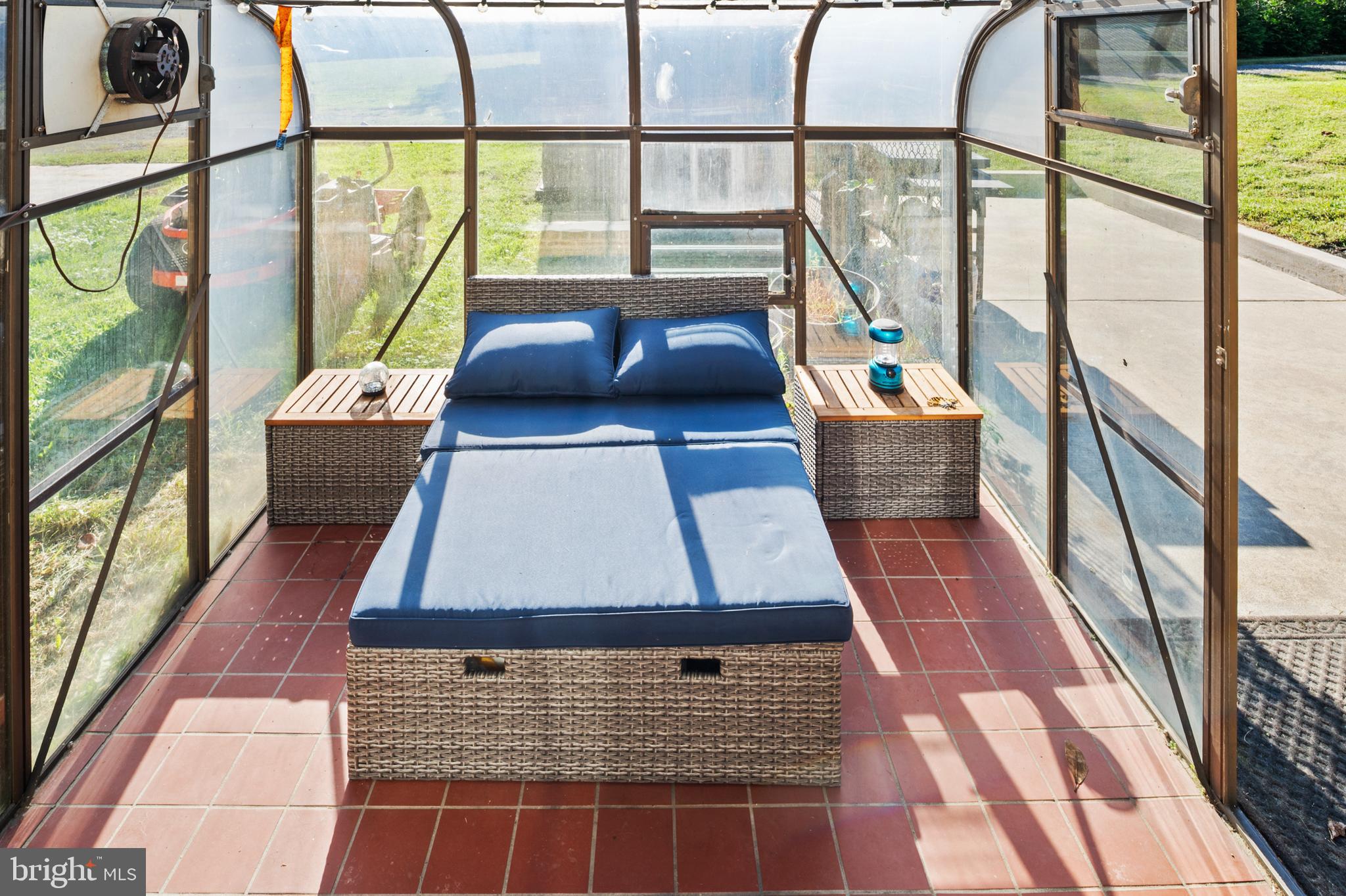 Real estate listing preview #18