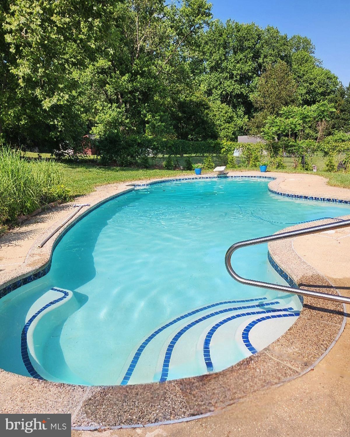 Real estate listing preview #37