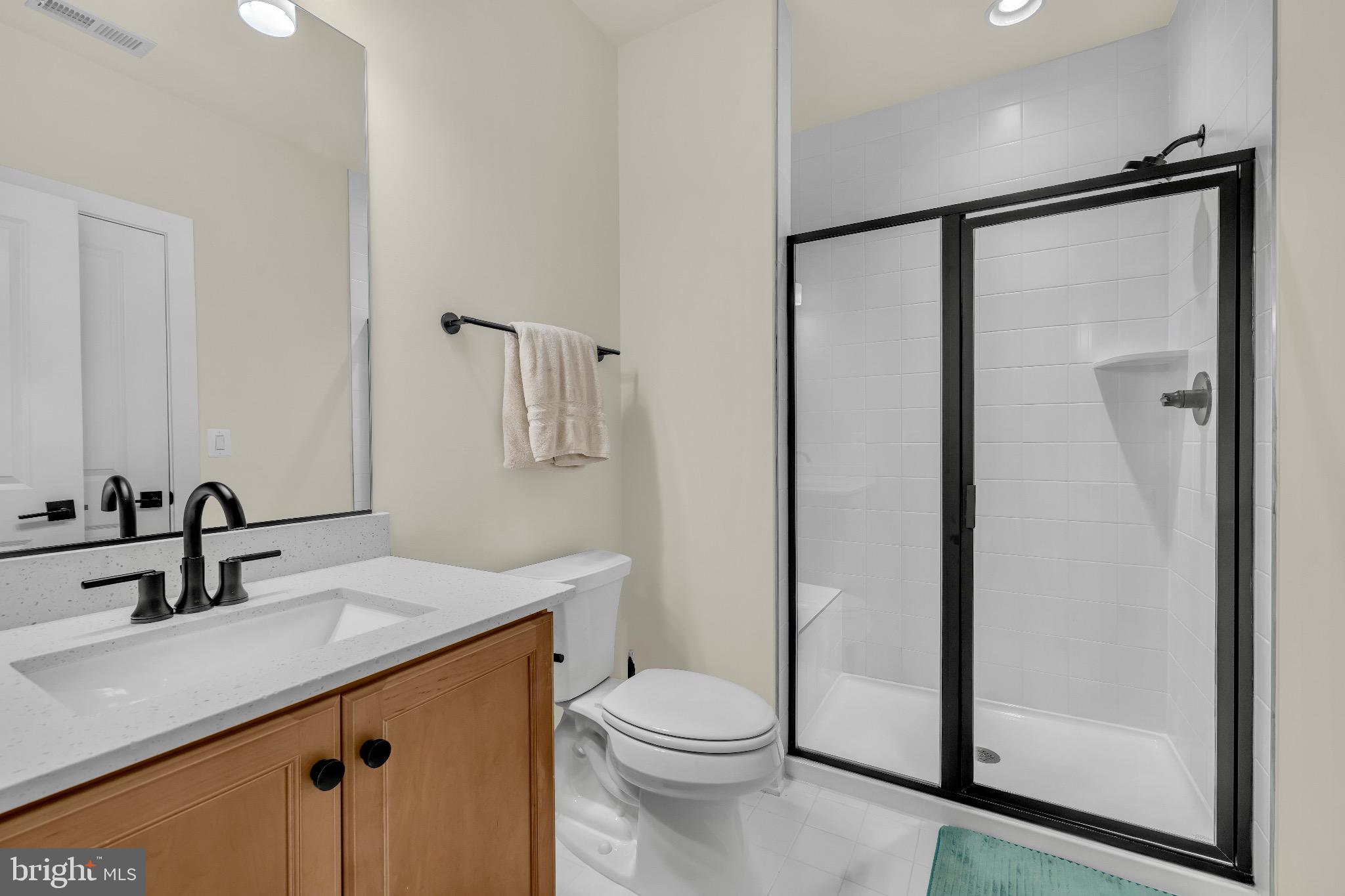 Real estate listing preview #64