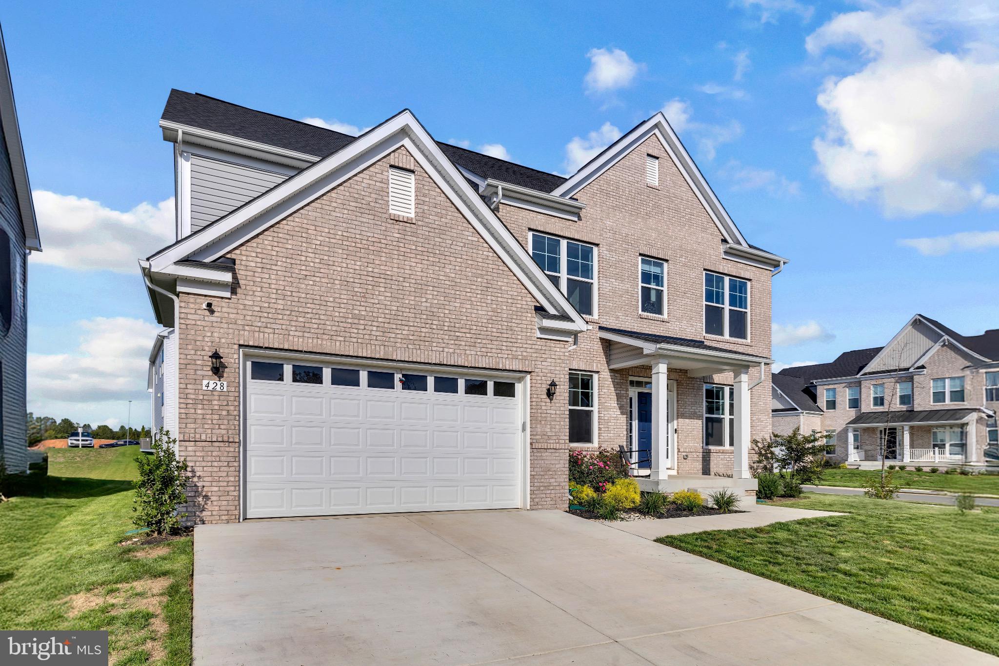 Real estate listing preview #6