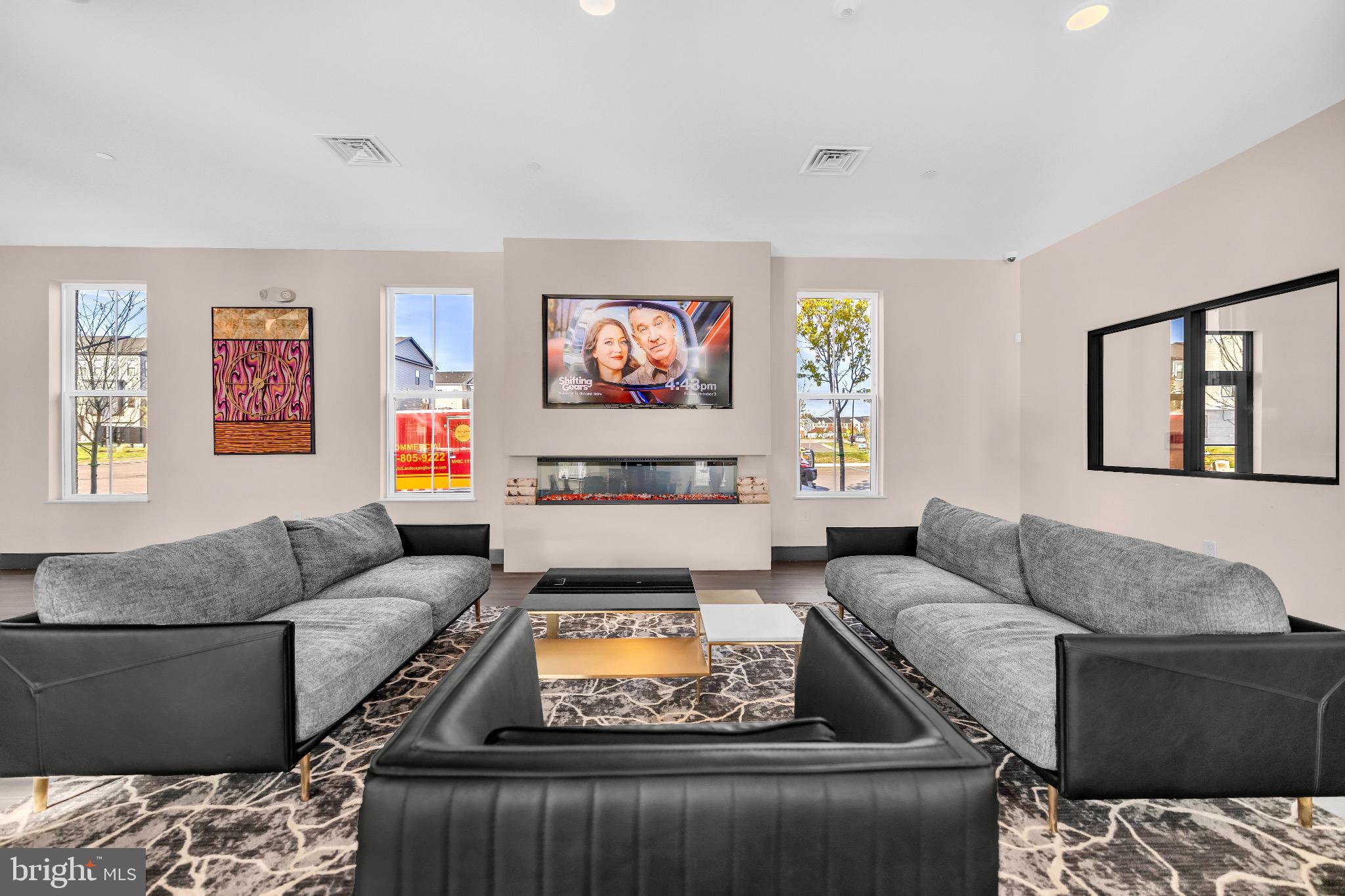 Real estate listing preview #98