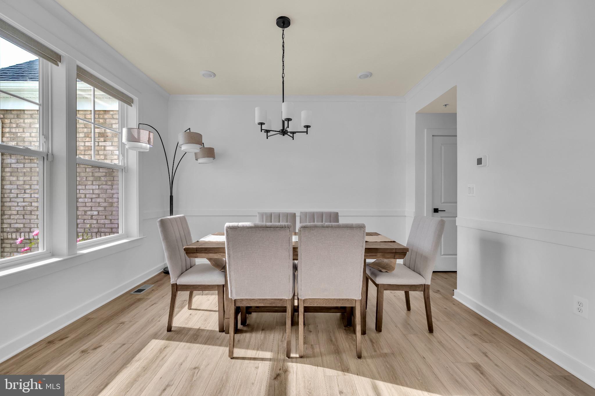 Real estate listing preview #14