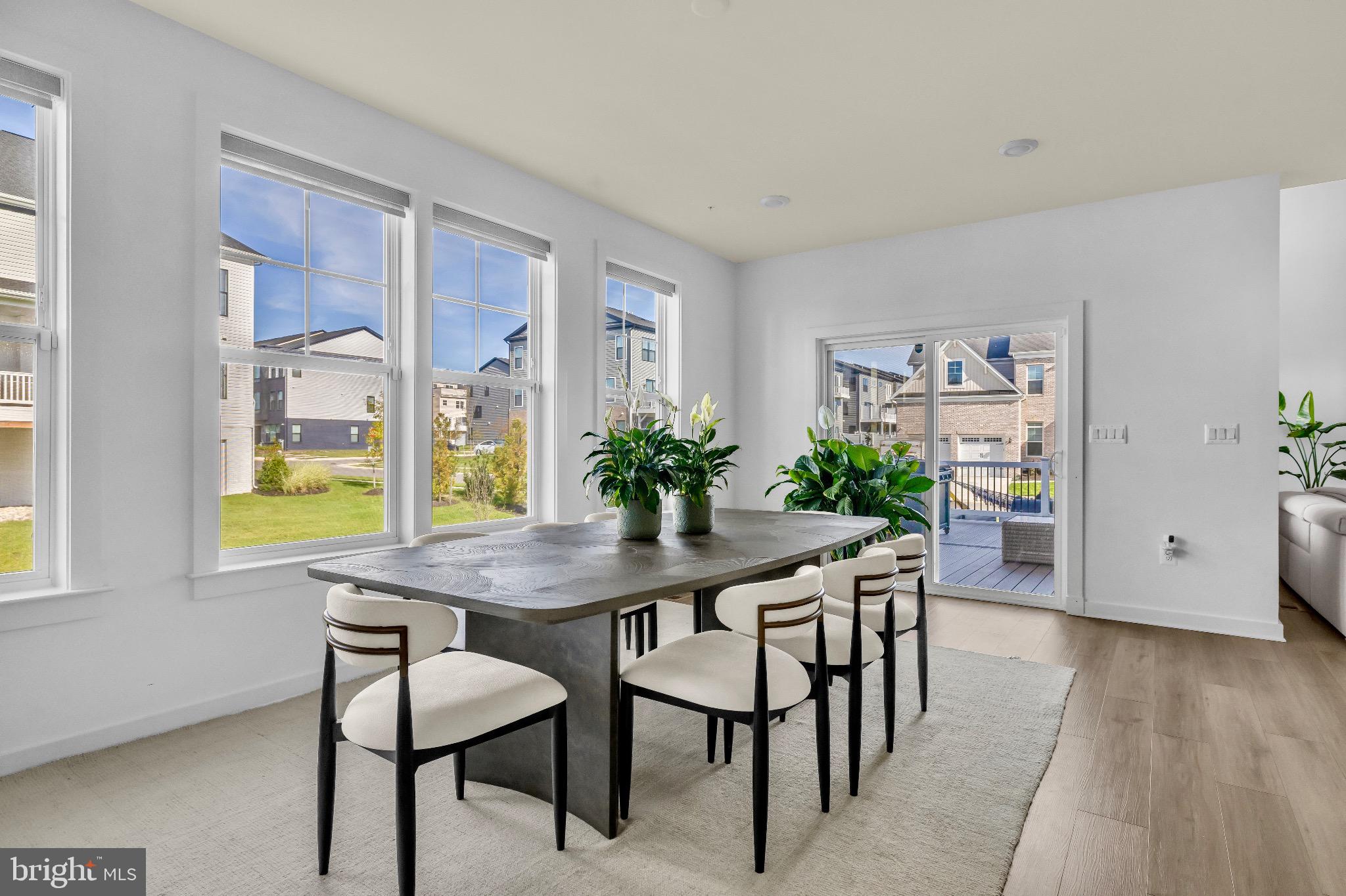 Real estate listing preview #32