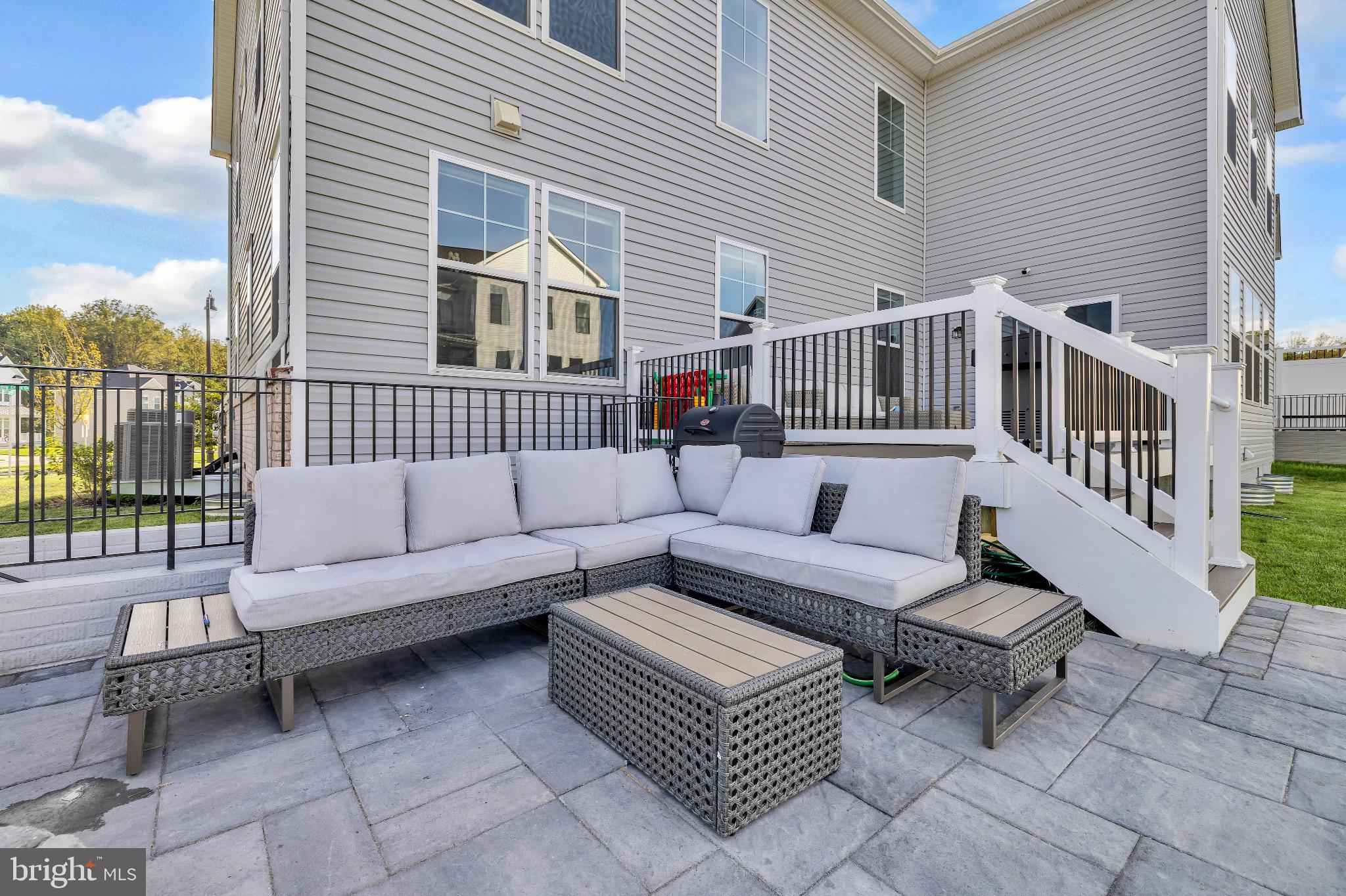 Real estate listing preview #78