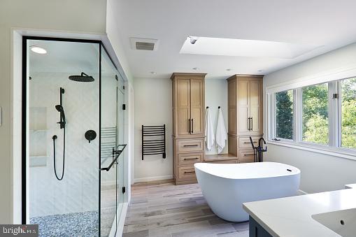 Real estate listing preview #12