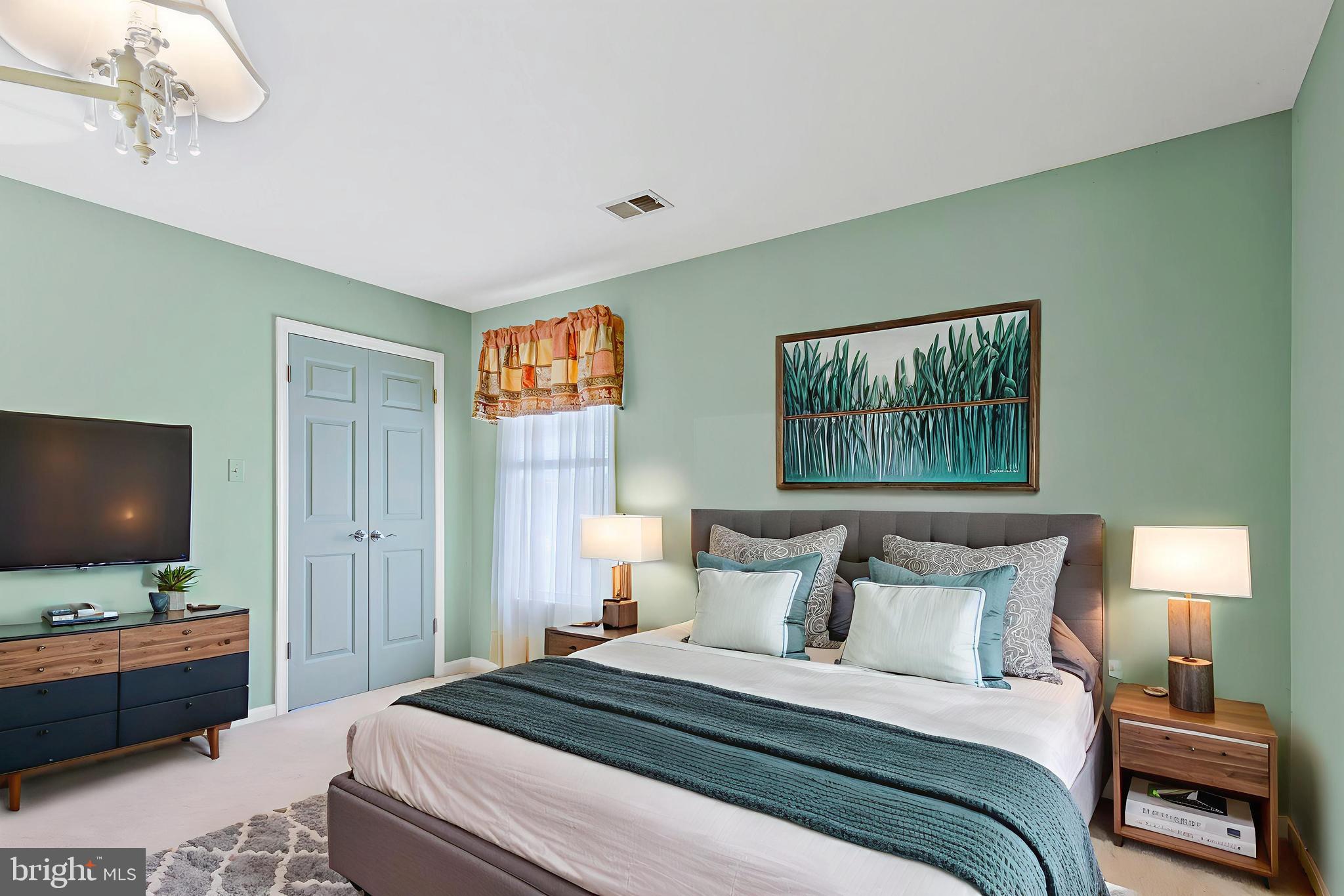 Real estate listing preview #17