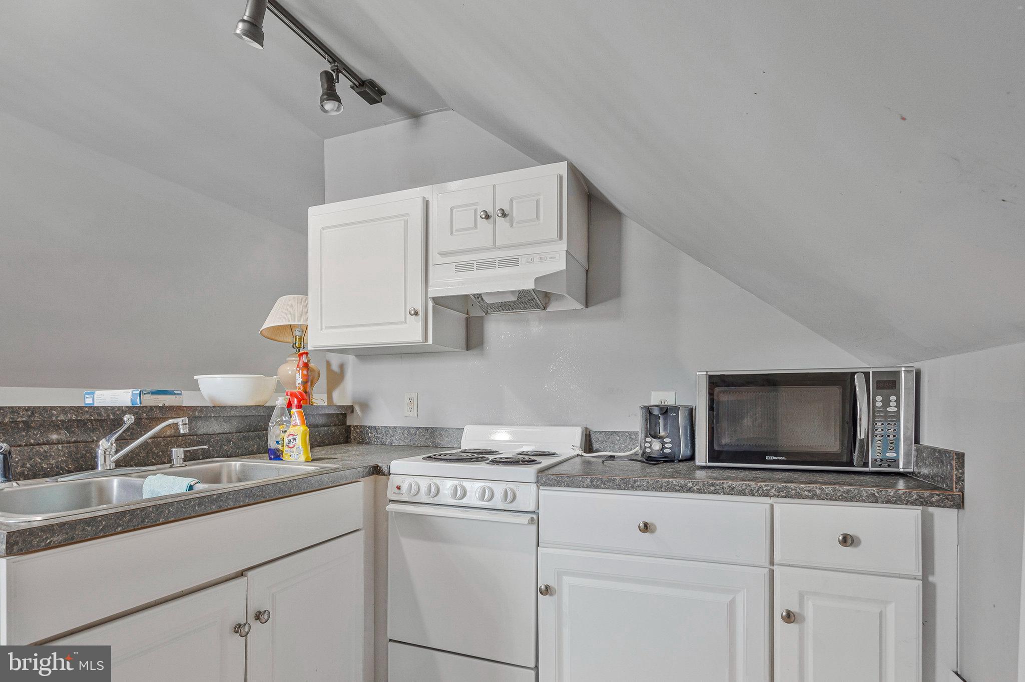 Real estate listing preview #21