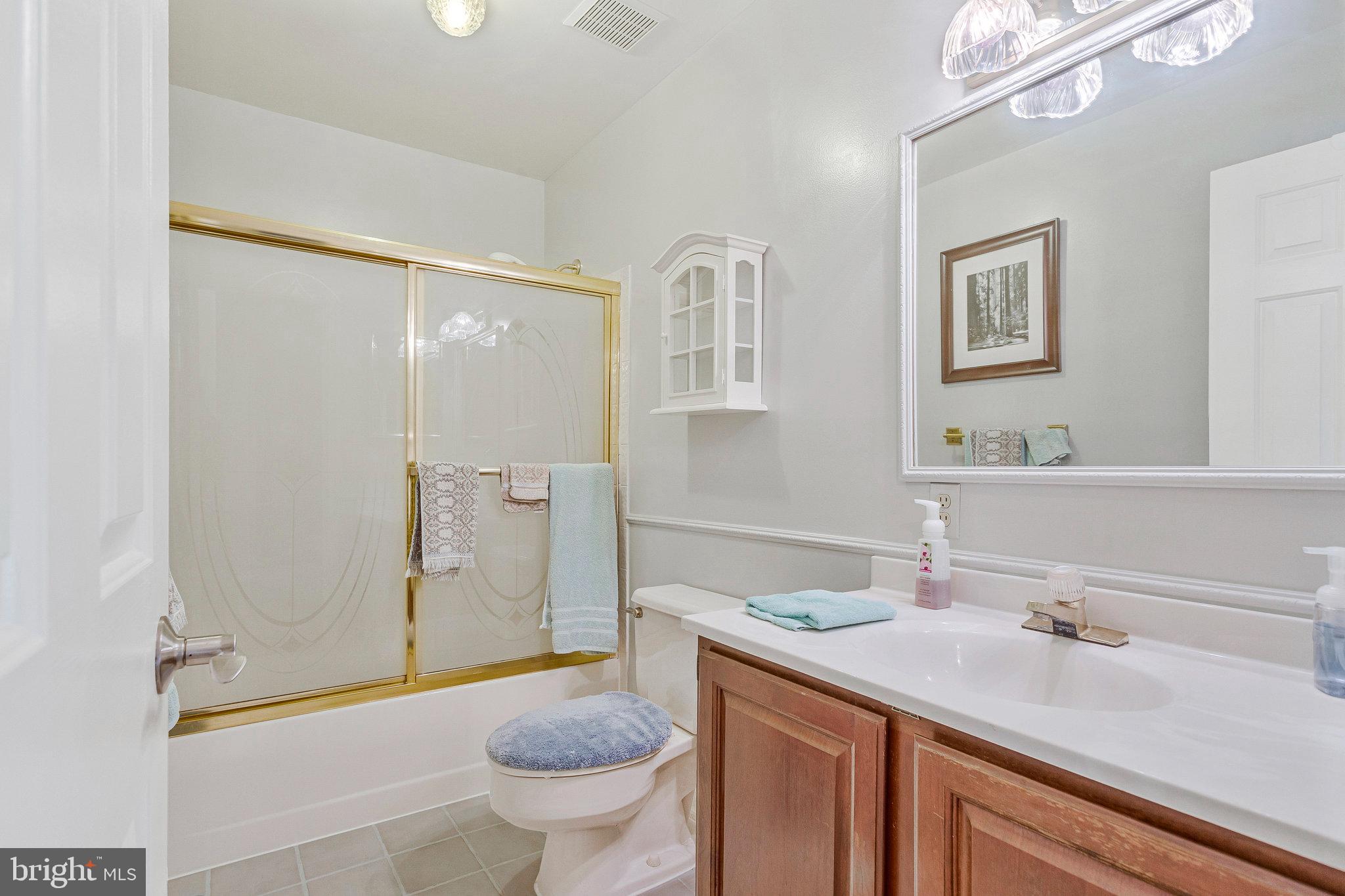 Real estate listing preview #16