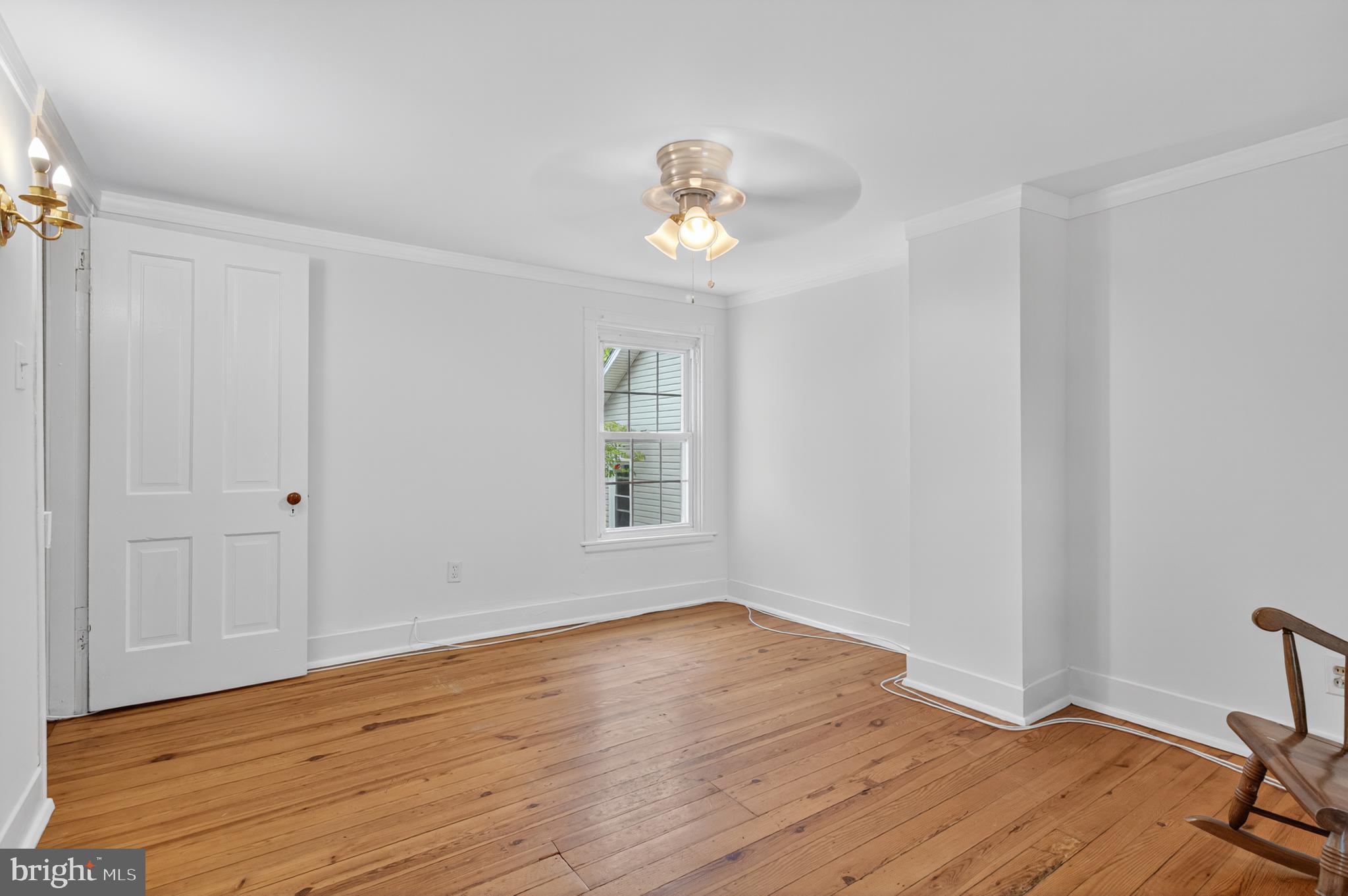 Real estate listing preview #14