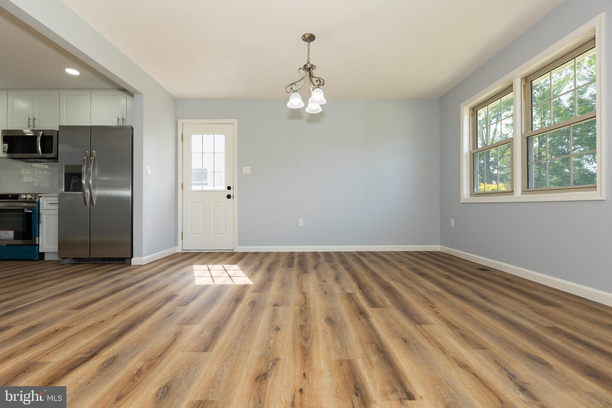 Real estate listing preview #24