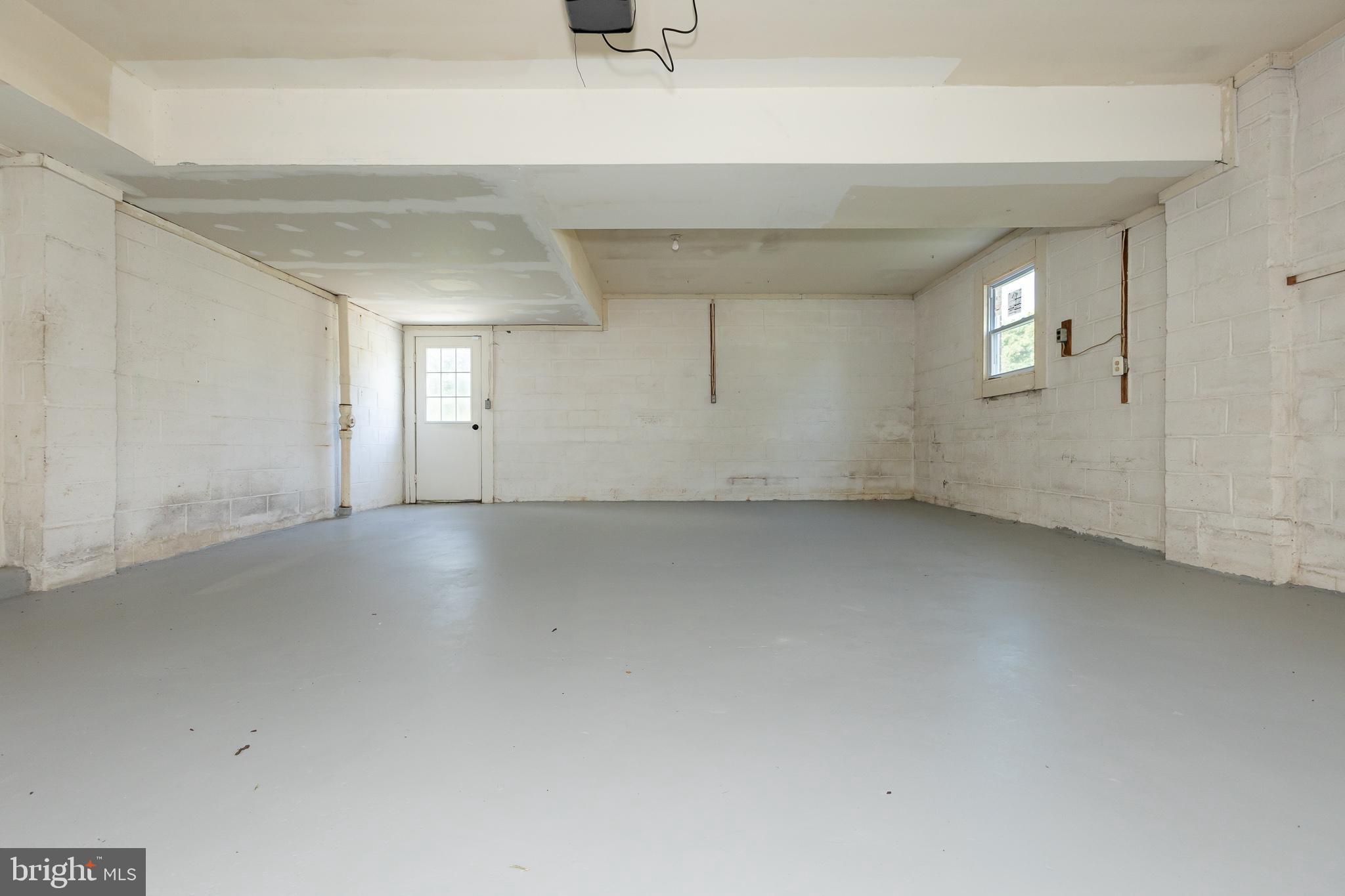 Real estate listing preview #58