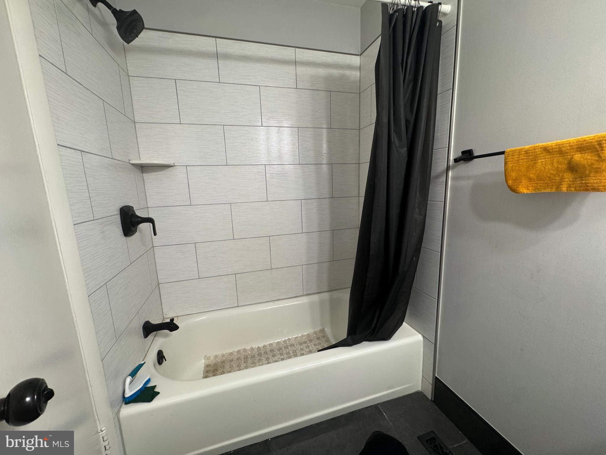 Real estate listing preview #25