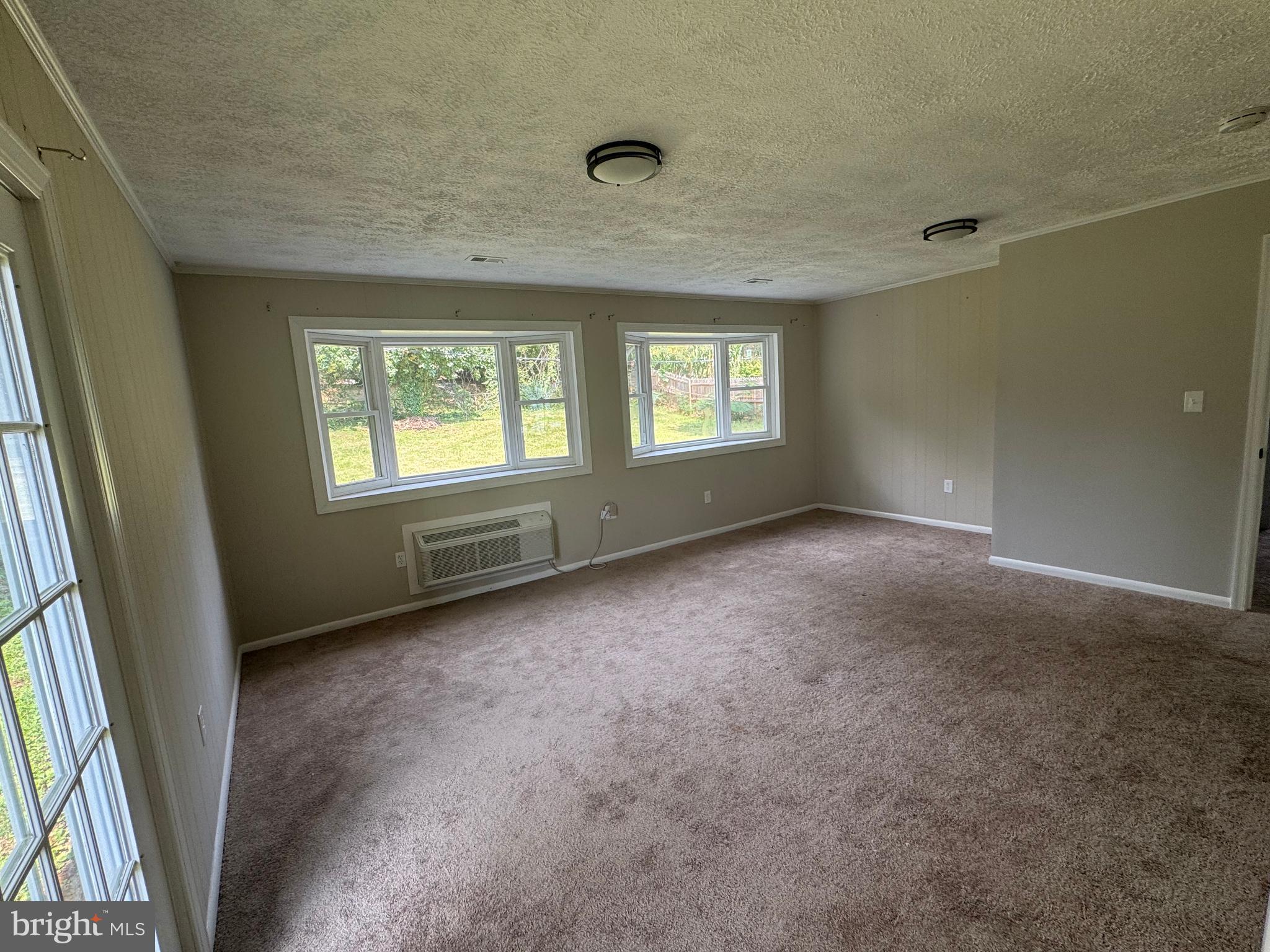 Real estate listing preview #13