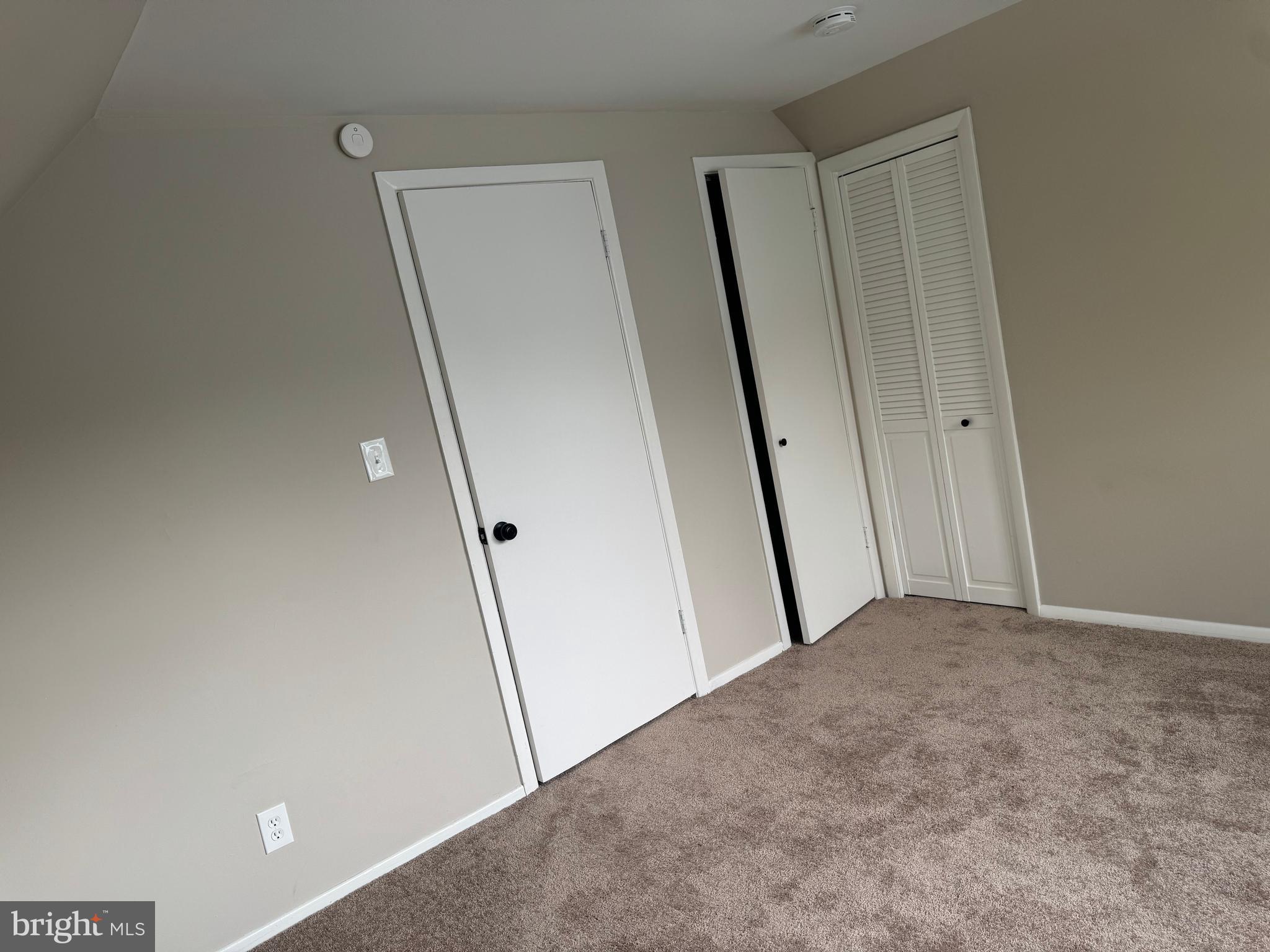 Real estate listing preview #24