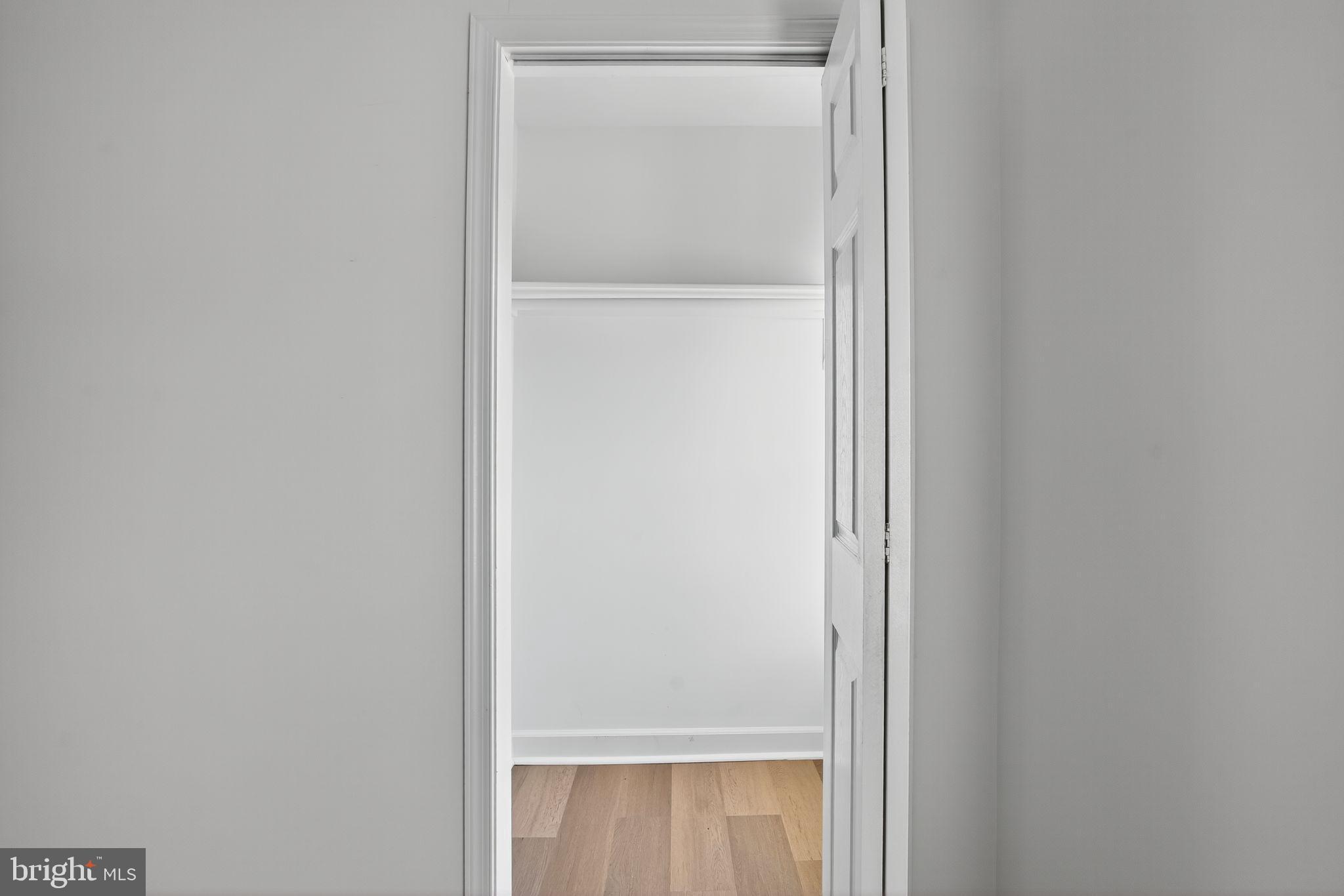 Real estate listing preview #28