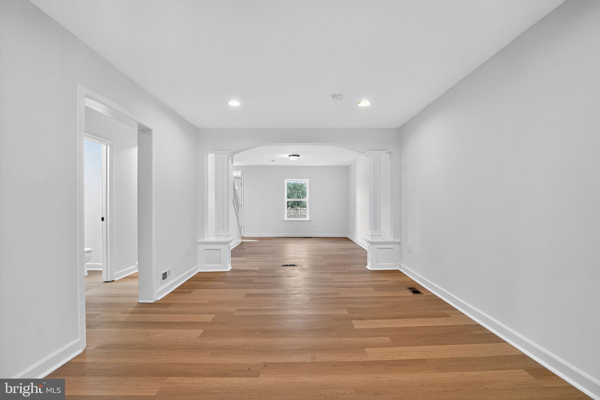 Real estate listing preview #26