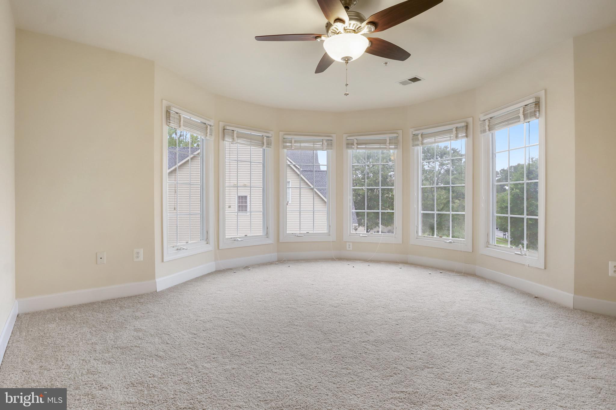 Real estate listing preview #33